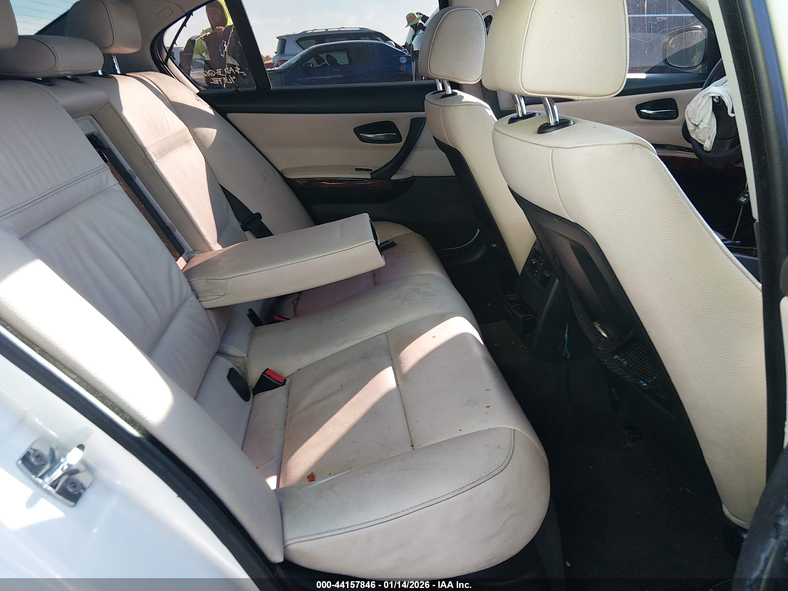 BMW 328I image 8