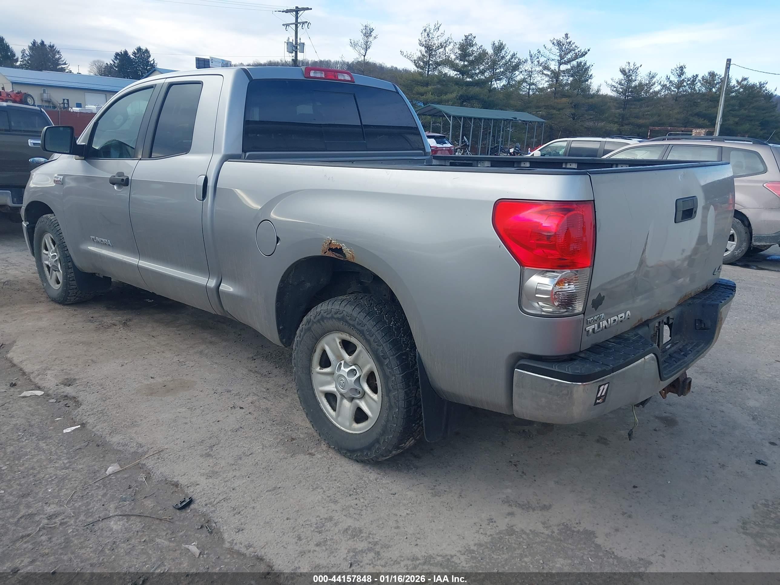 TOYOTA TUNDRA image 3