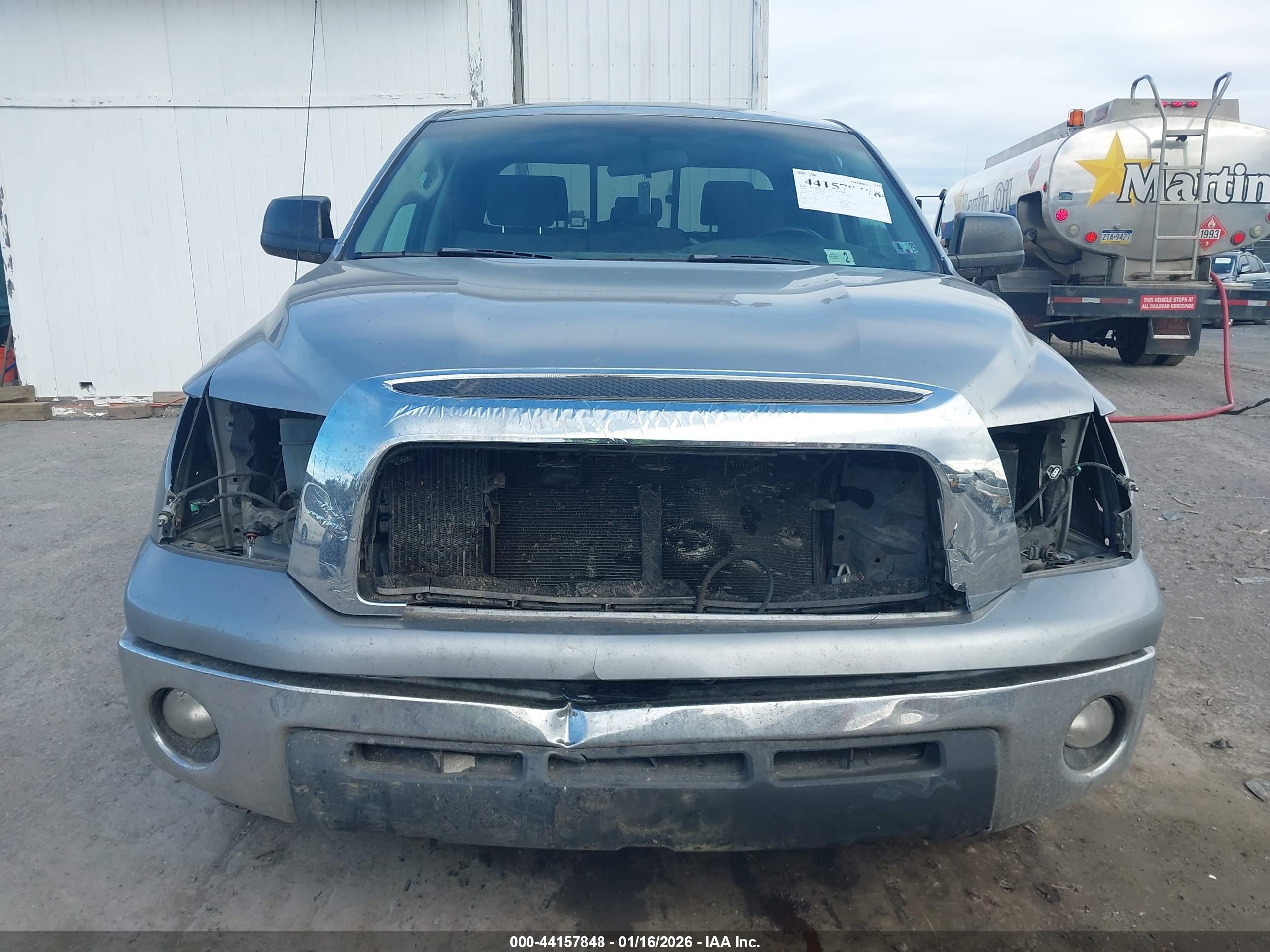TOYOTA TUNDRA image 6