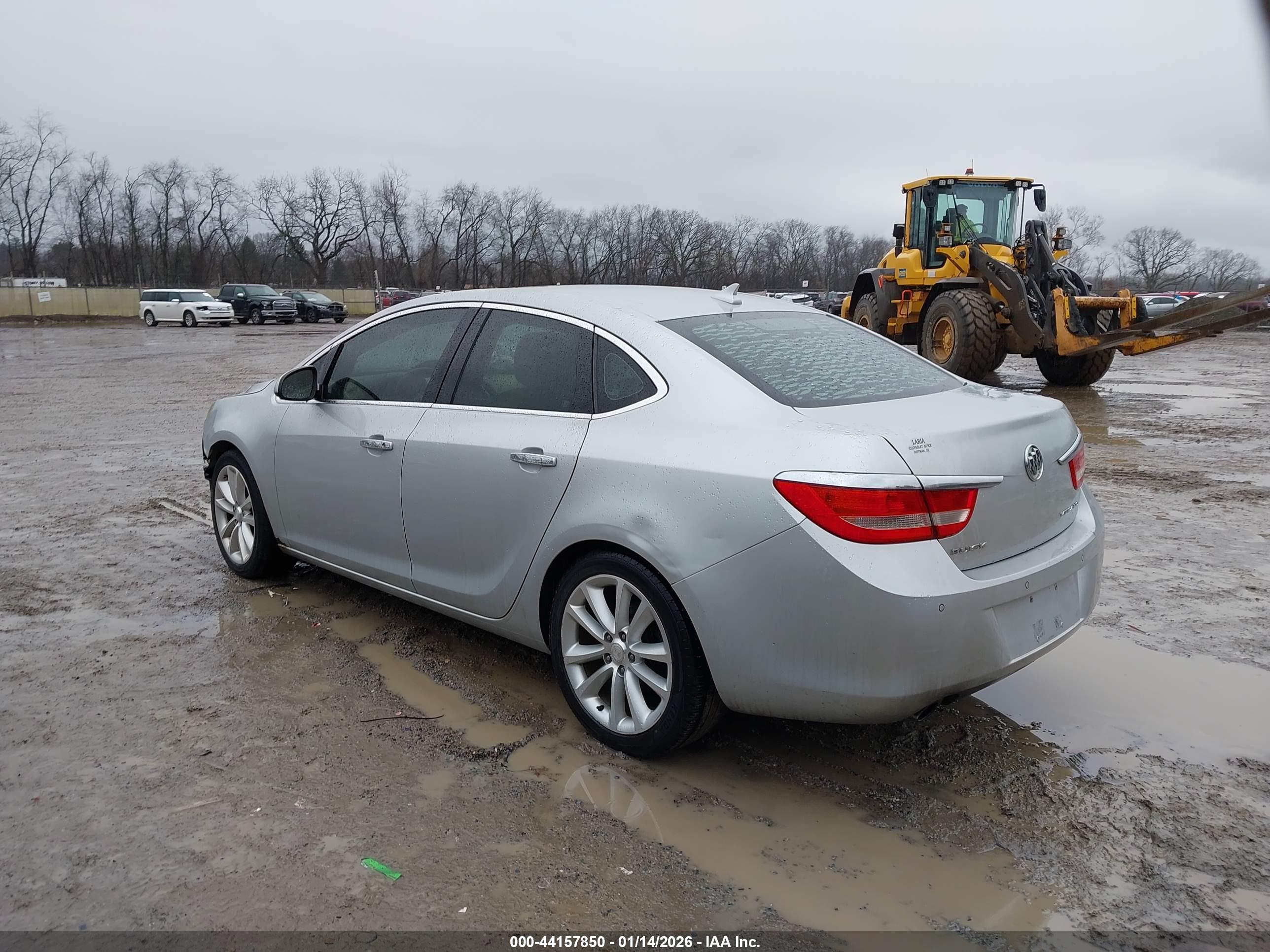 BUICK VERANO image 3