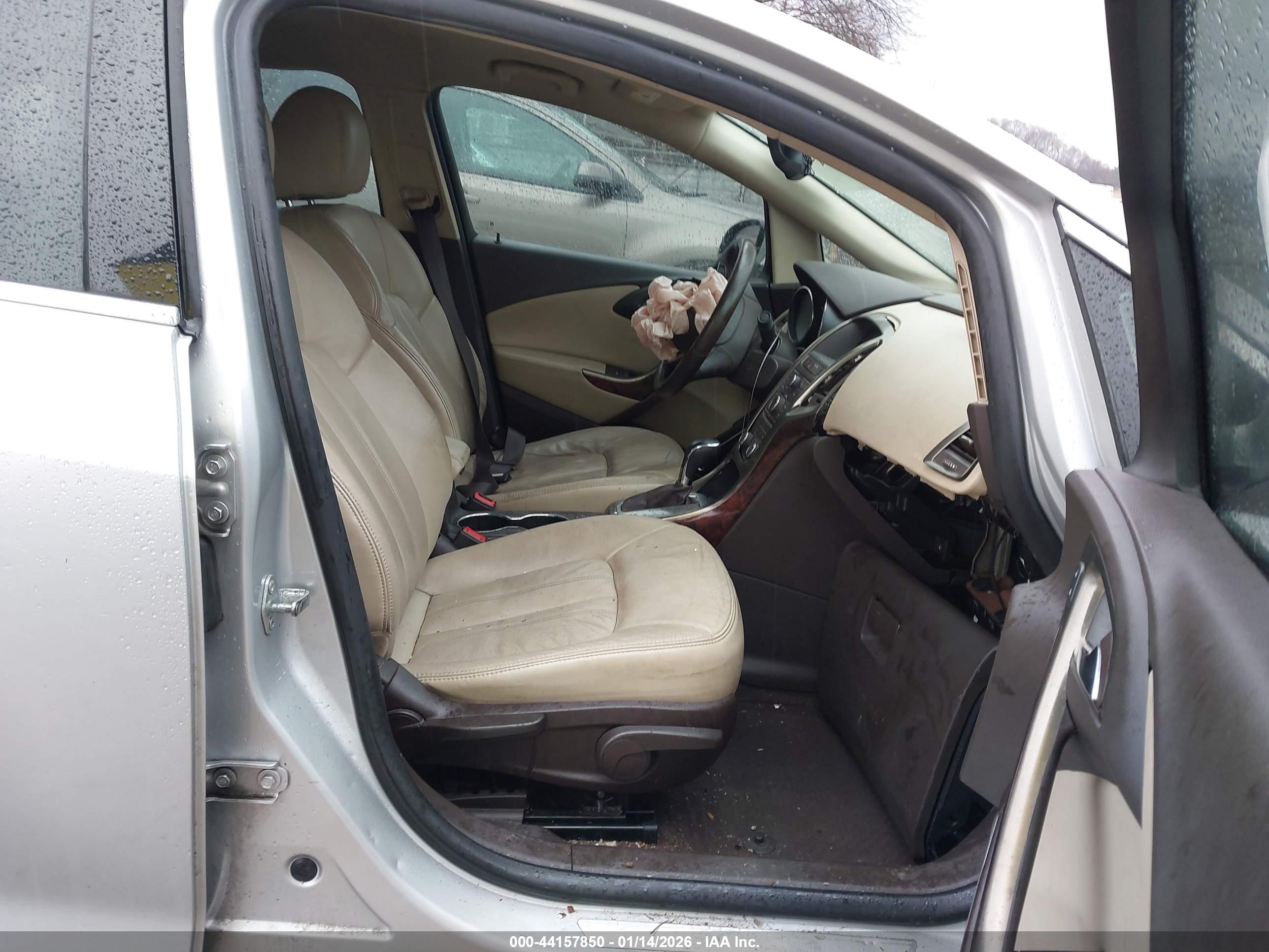 BUICK VERANO image 5
