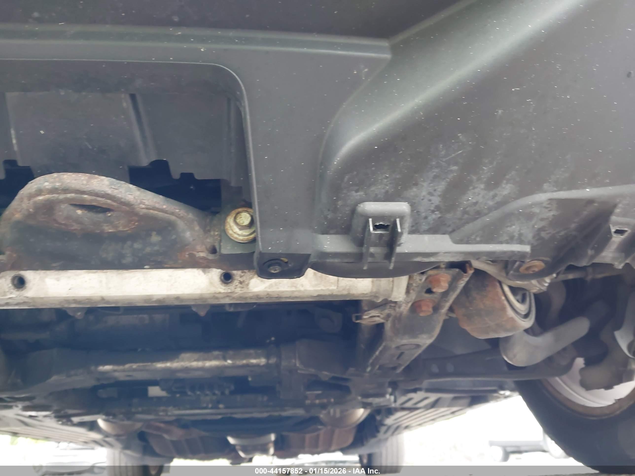 LAND ROVER image 6