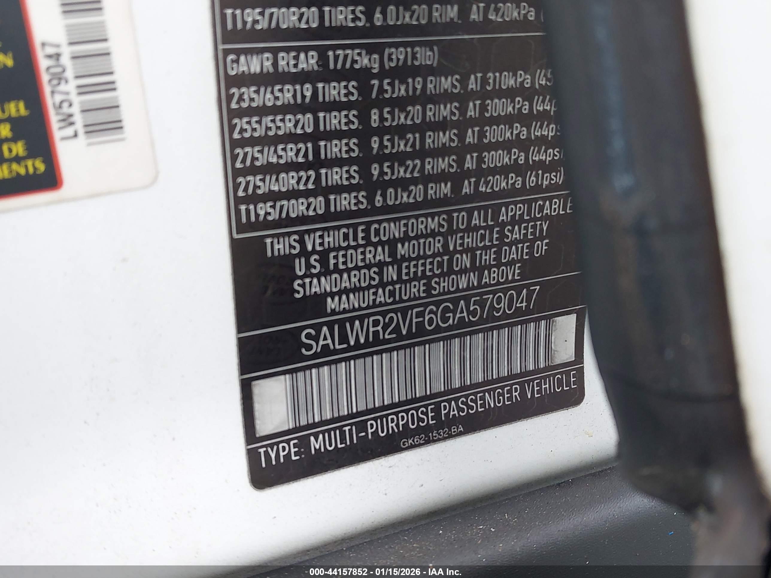 LAND ROVER image 9