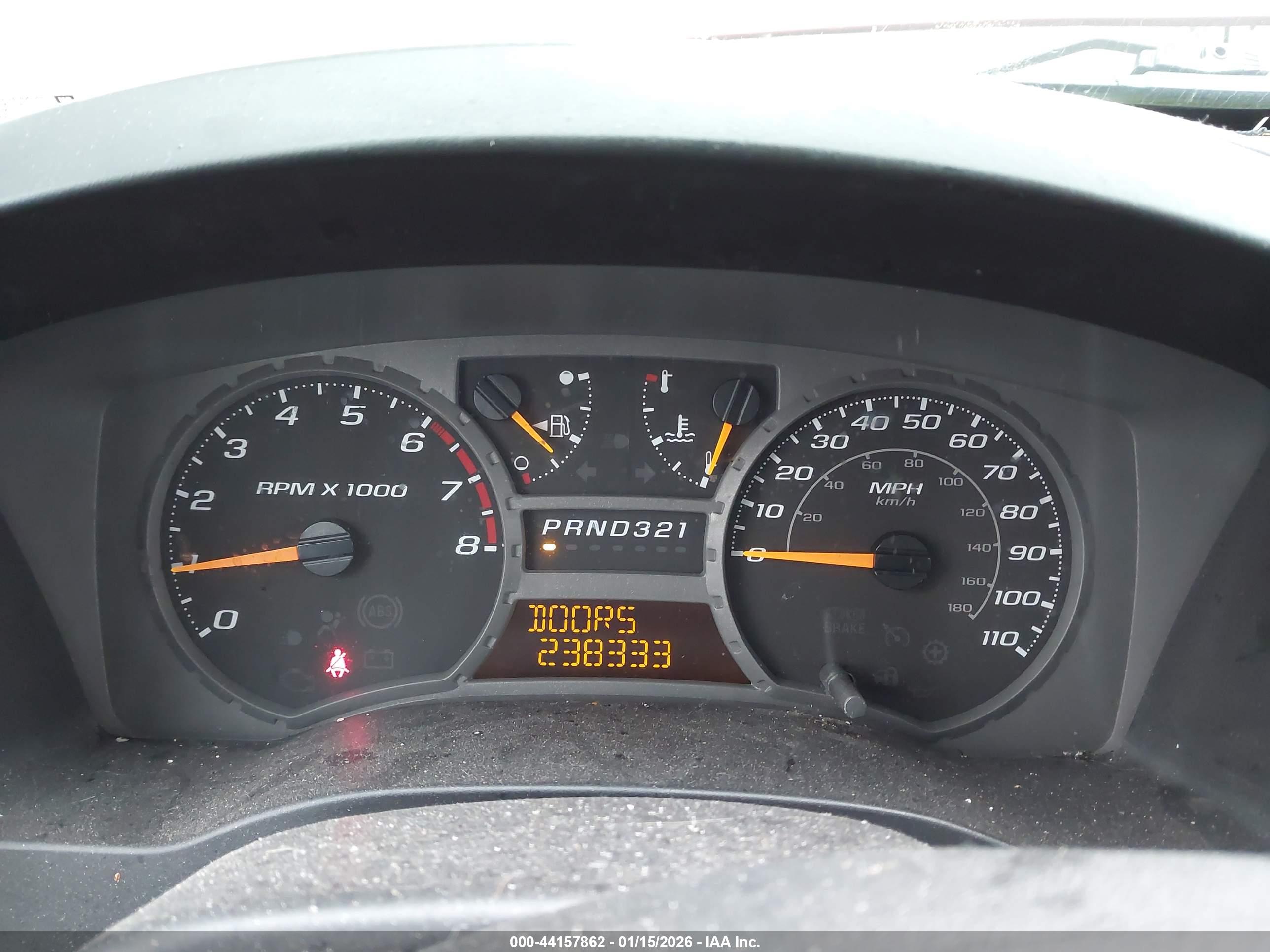CHEVROLET COLORADO image 7
