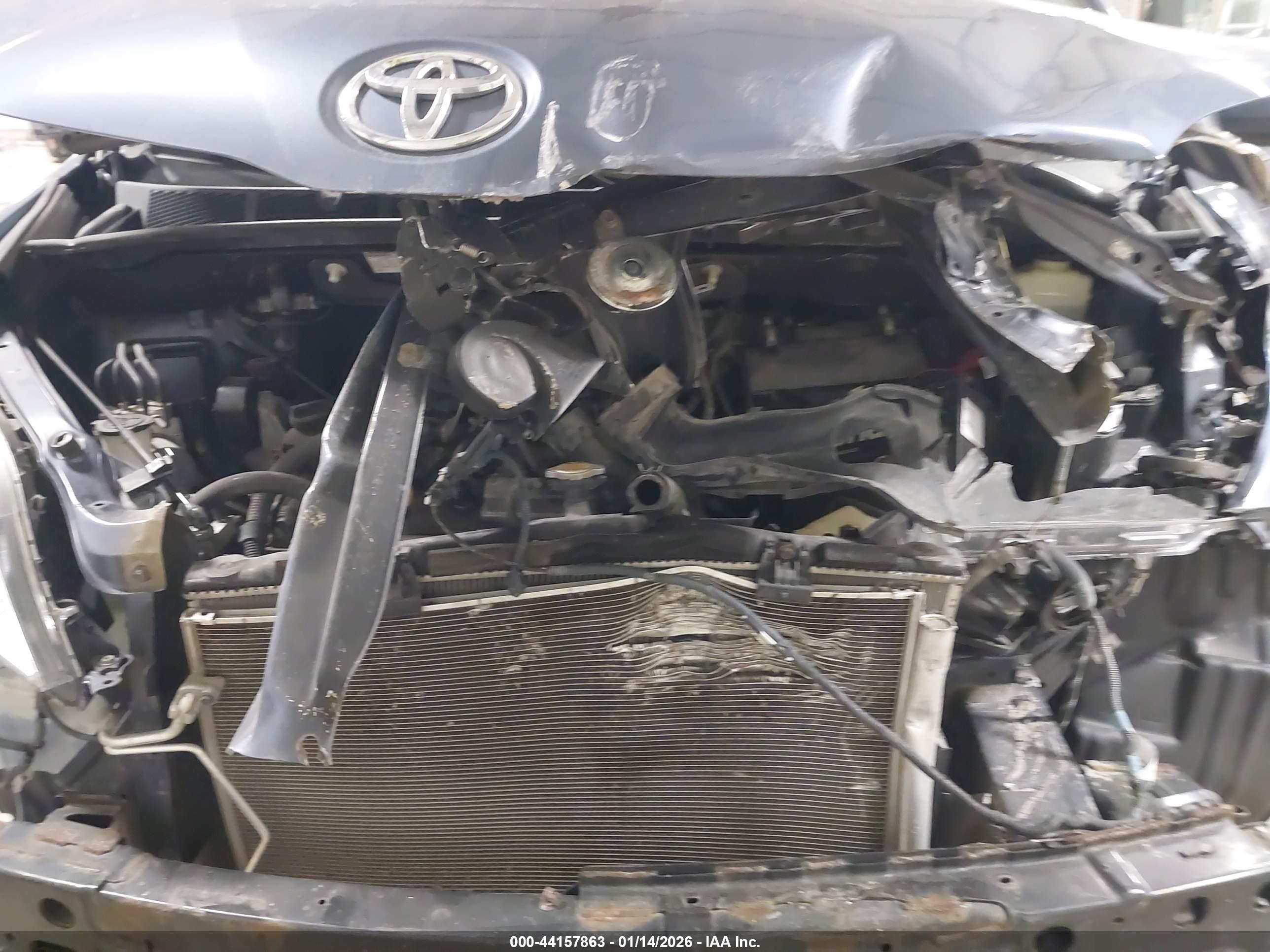 TOYOTA SIENNA image 10