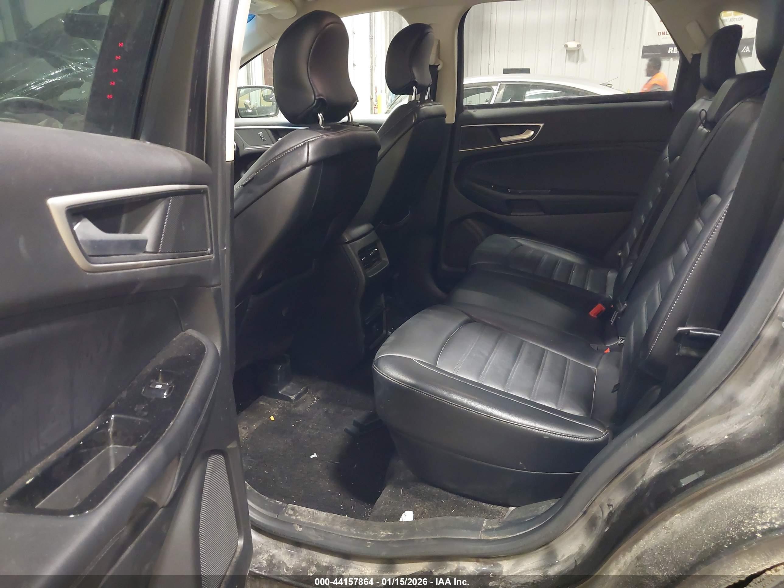 FORD EDGE image 8