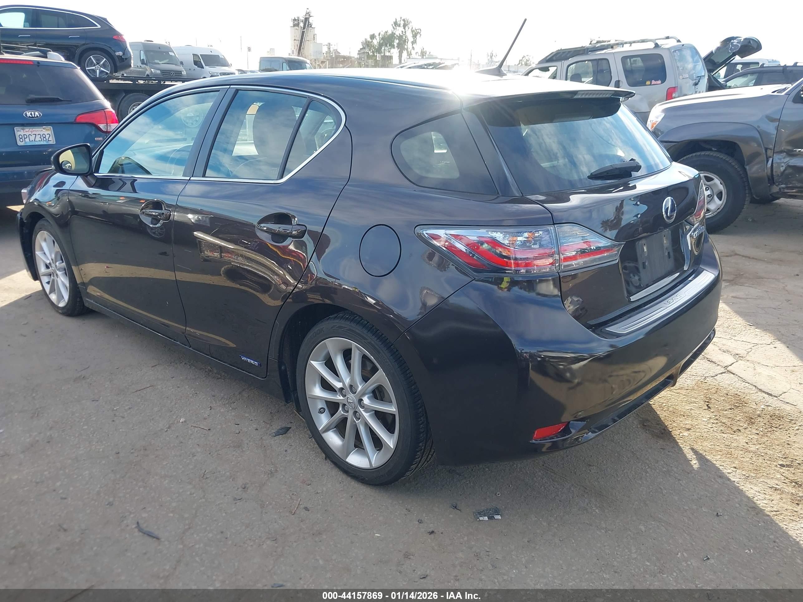LEXUS CT image 3
