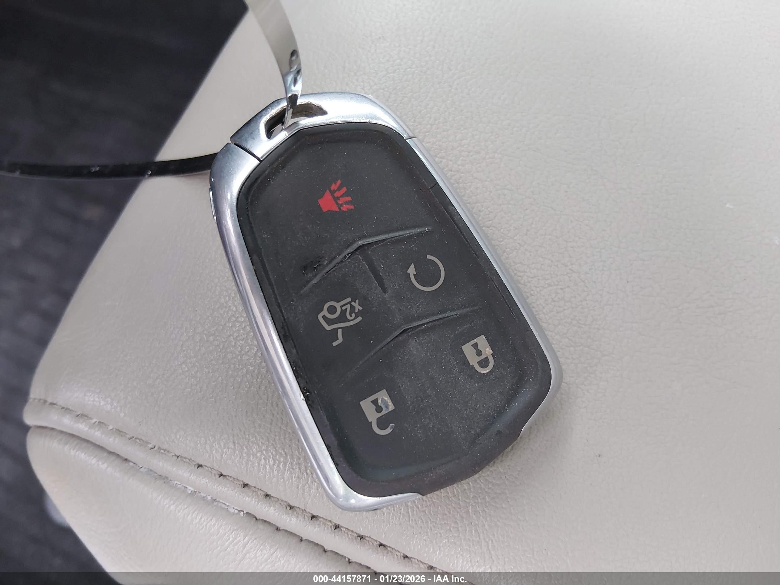 CADILLAC CT6 image 11