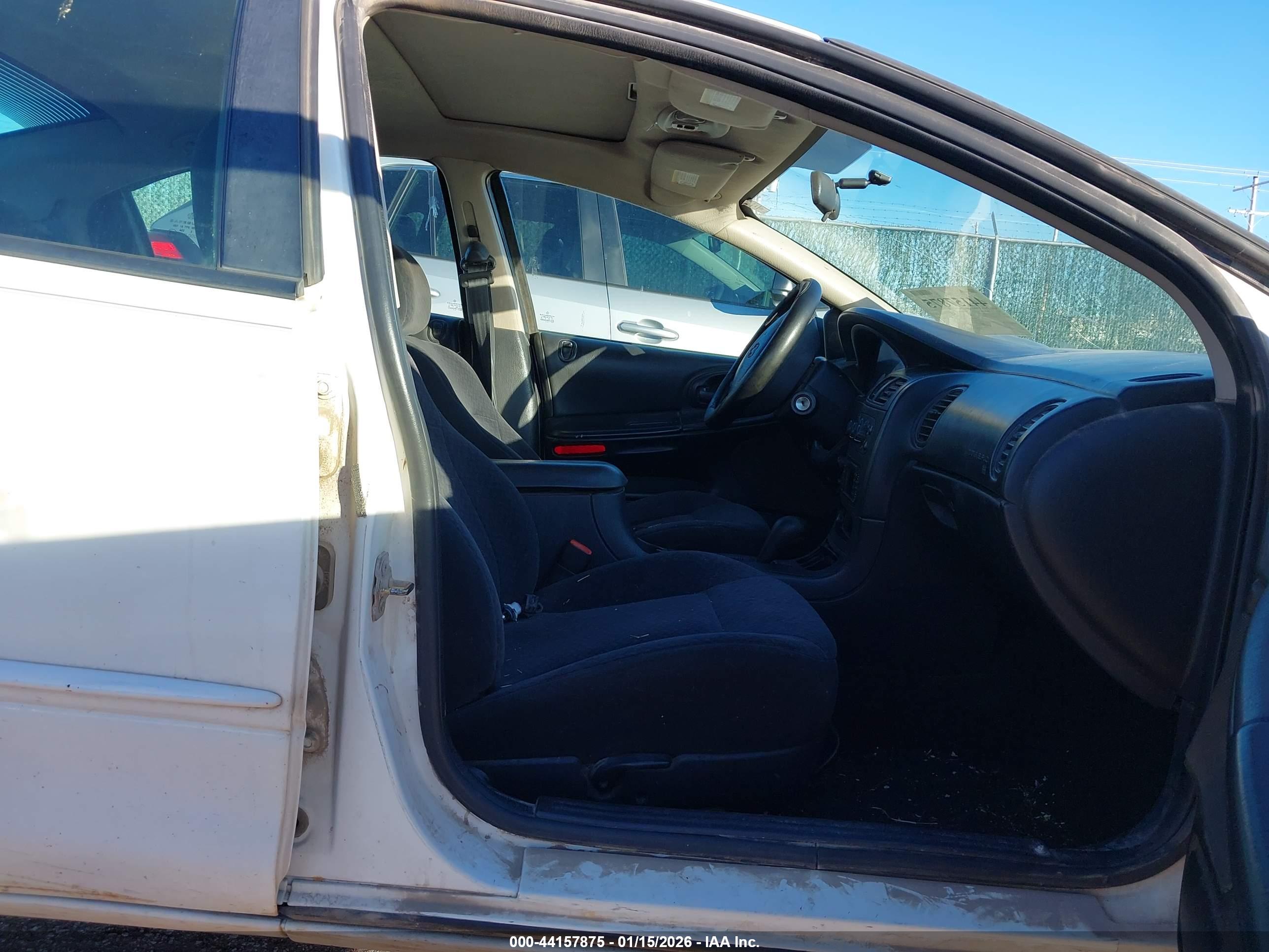 DODGE INTREPID image 5