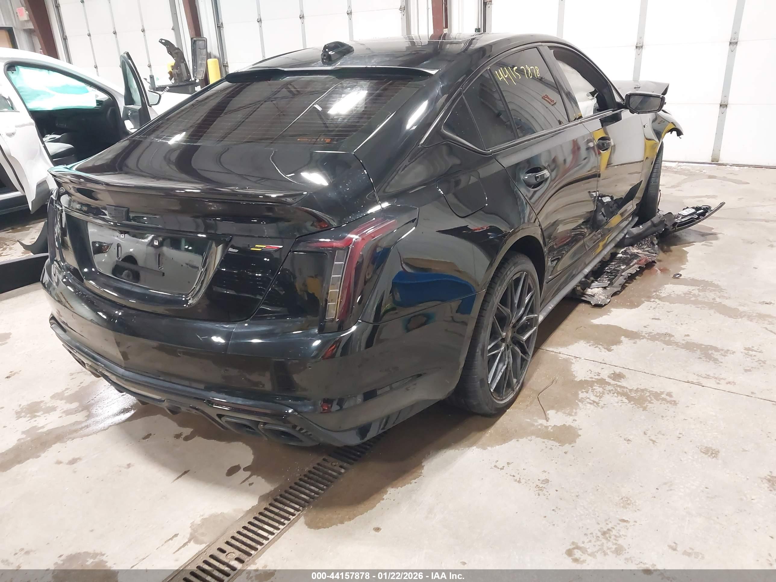 CADILLAC CT5-V image 4
