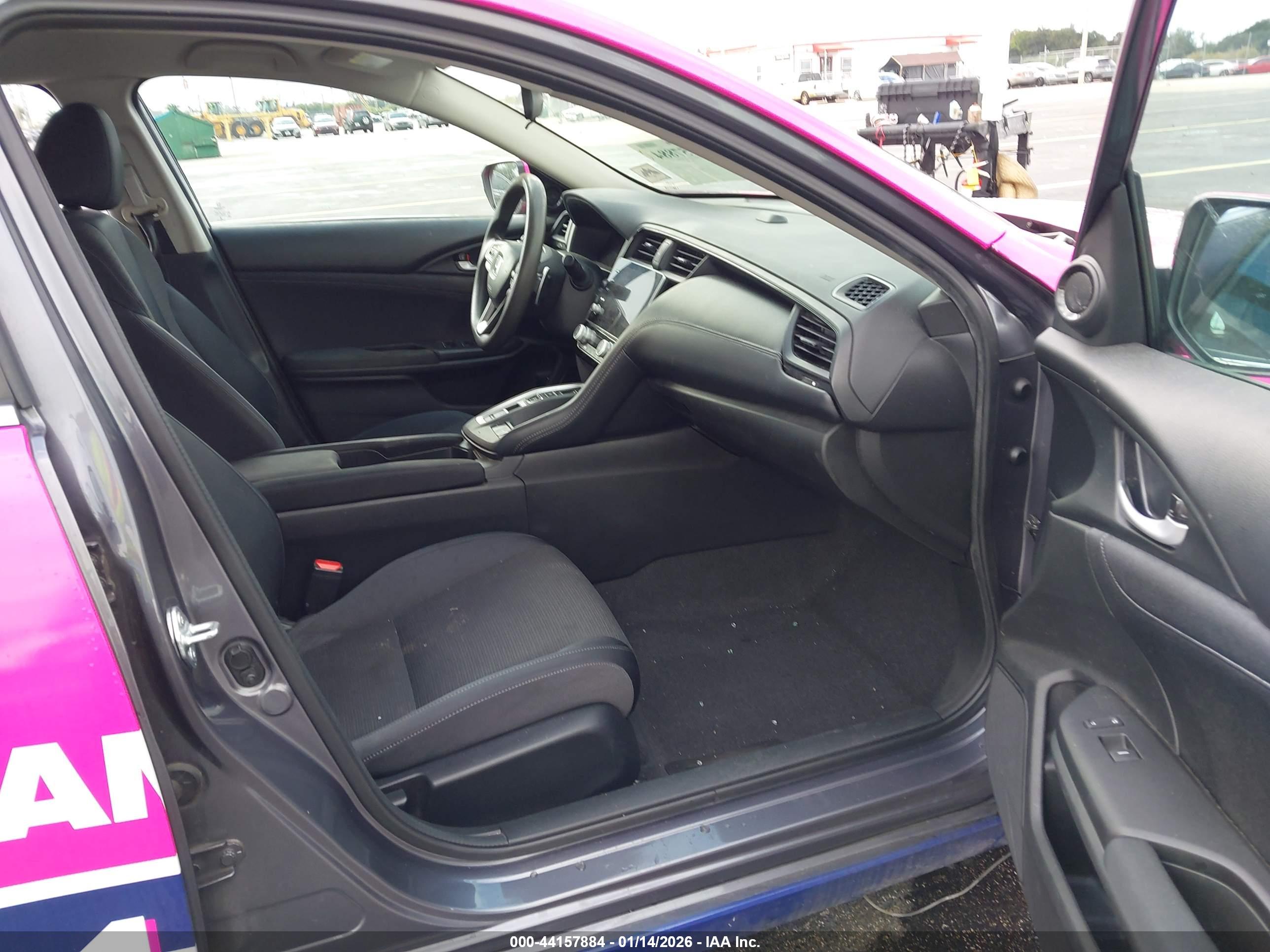 HONDA INSIGHT image 5