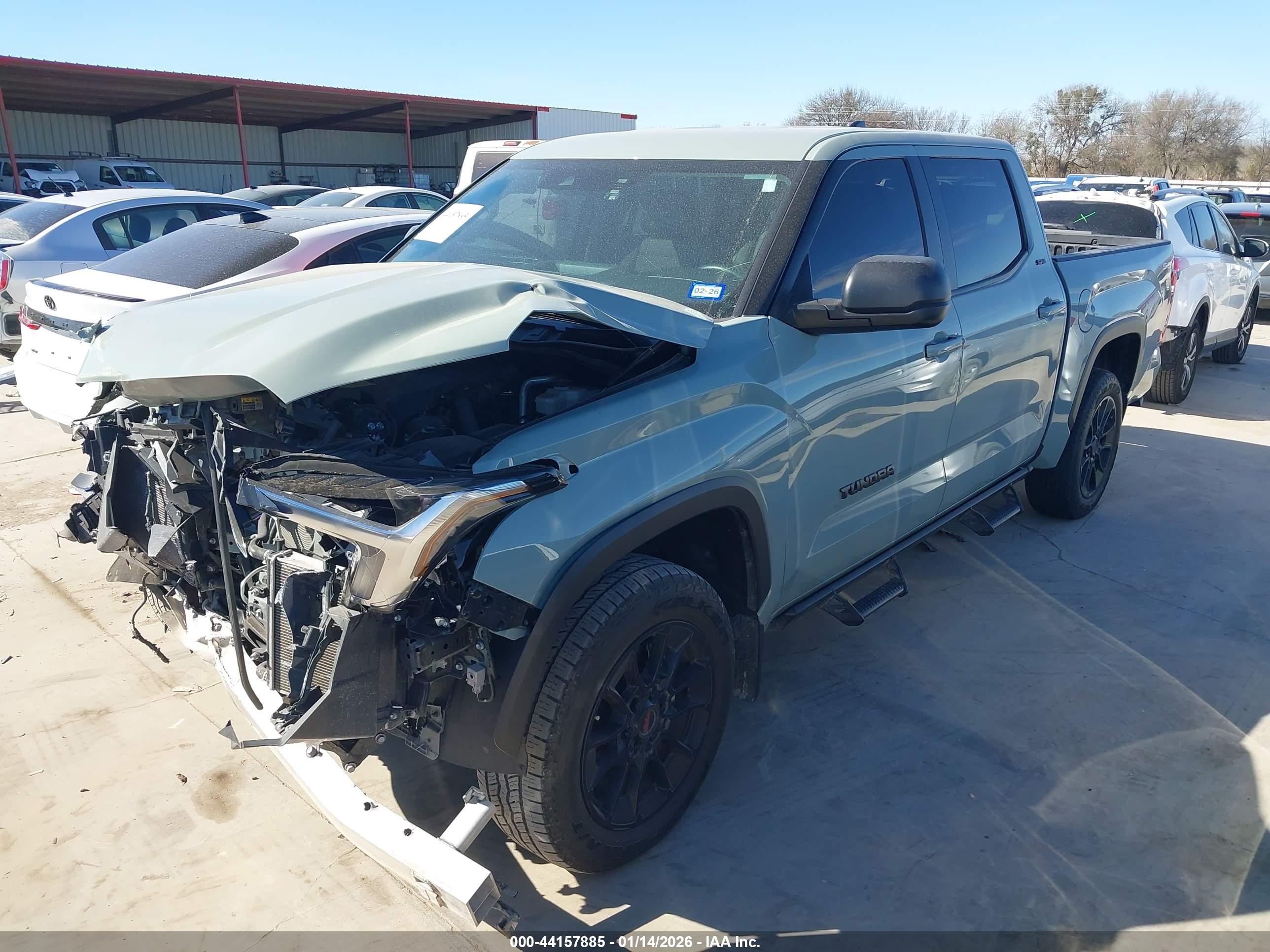 TOYOTA TUNDRA image 2