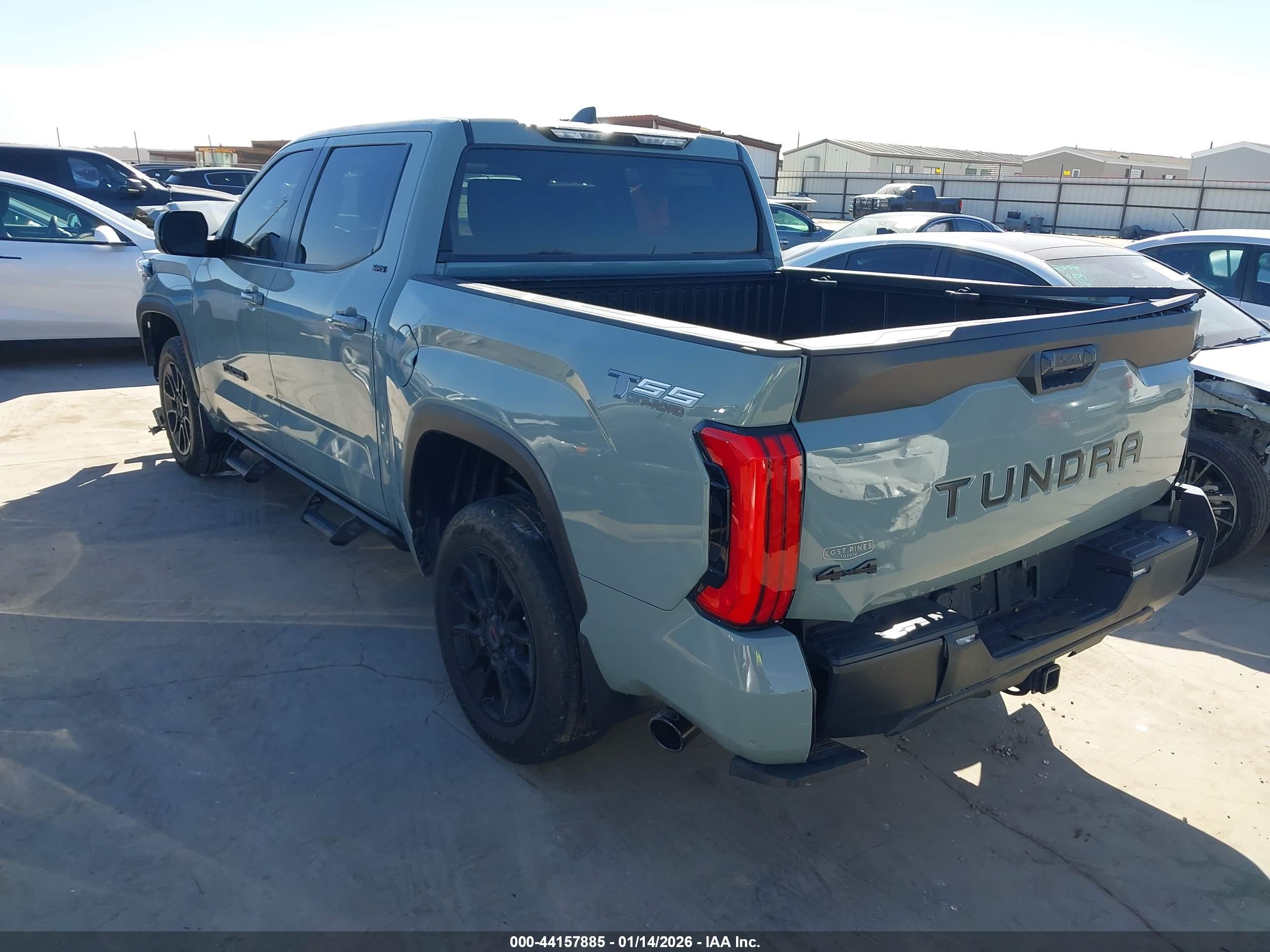 TOYOTA TUNDRA image 3