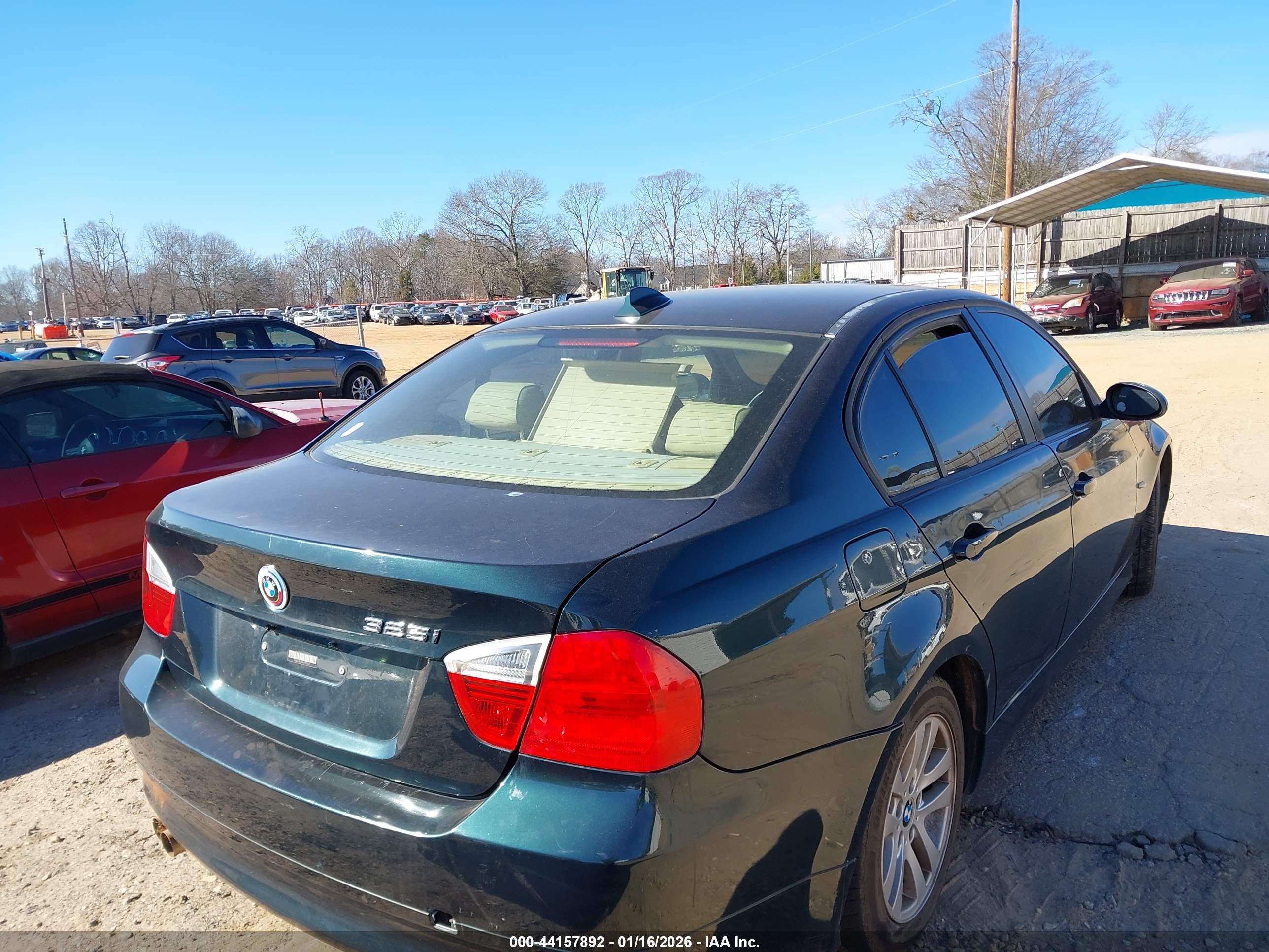BMW 325I image 4