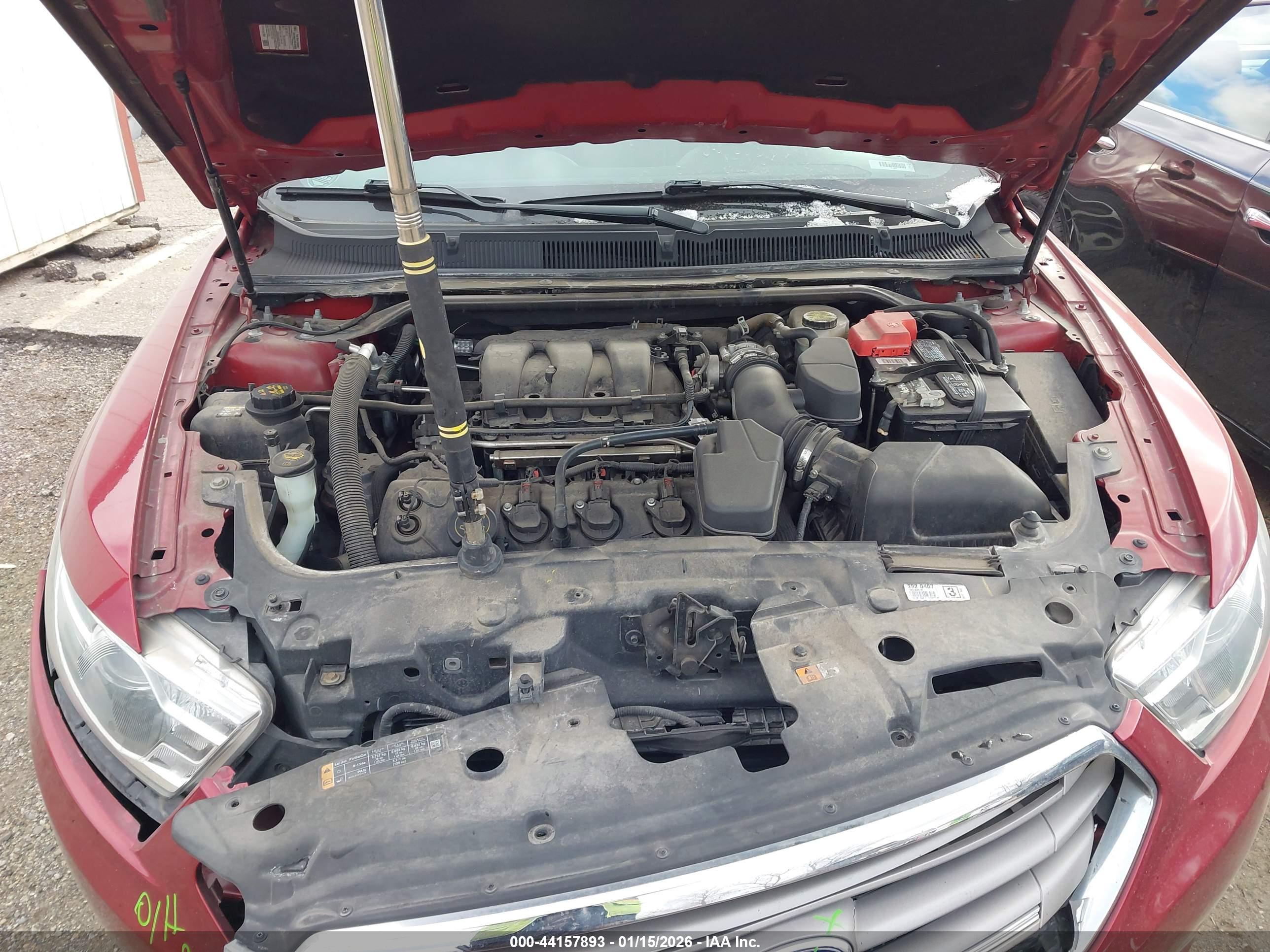 FORD TAURUS image 10