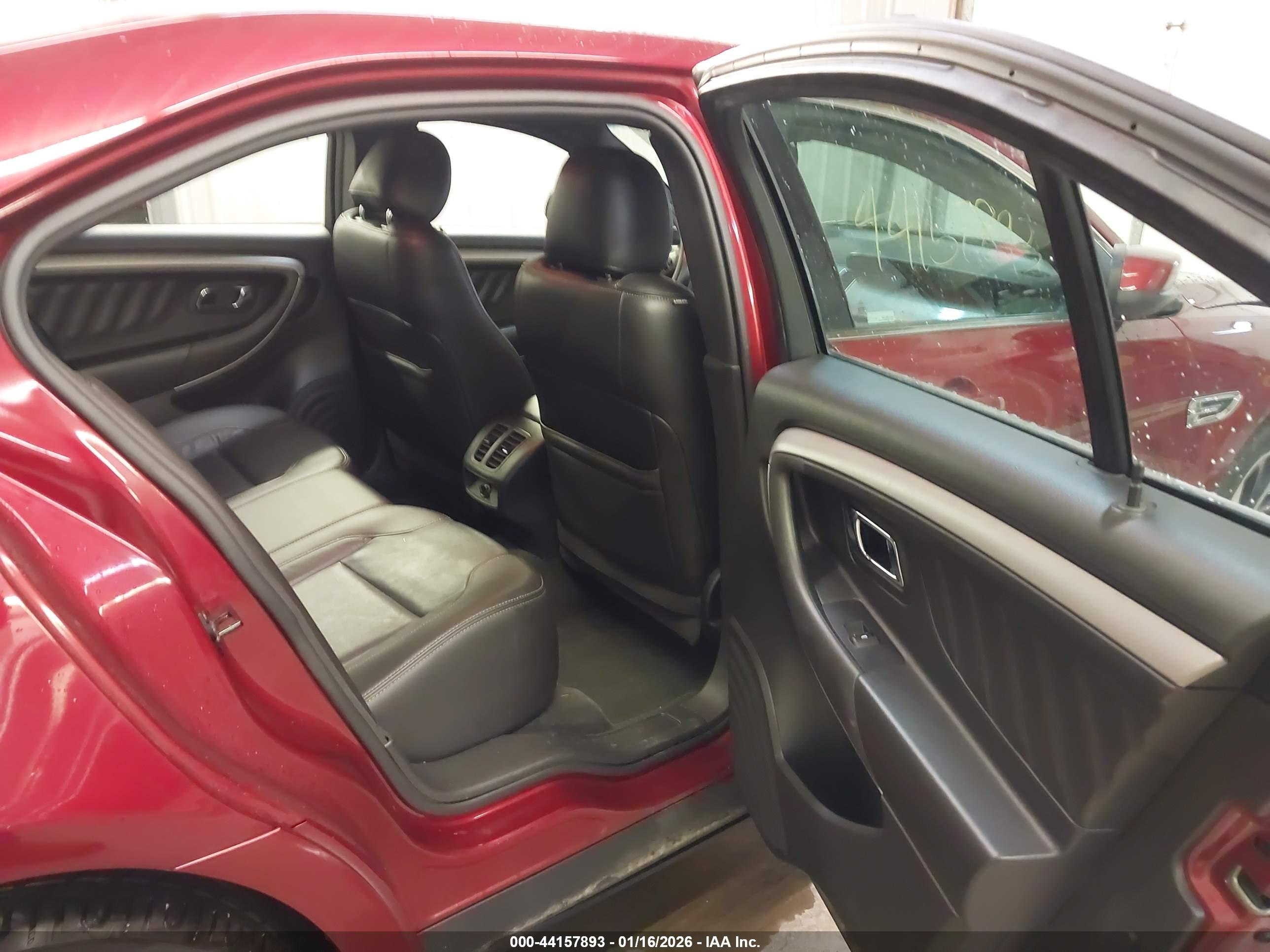 FORD TAURUS image 8