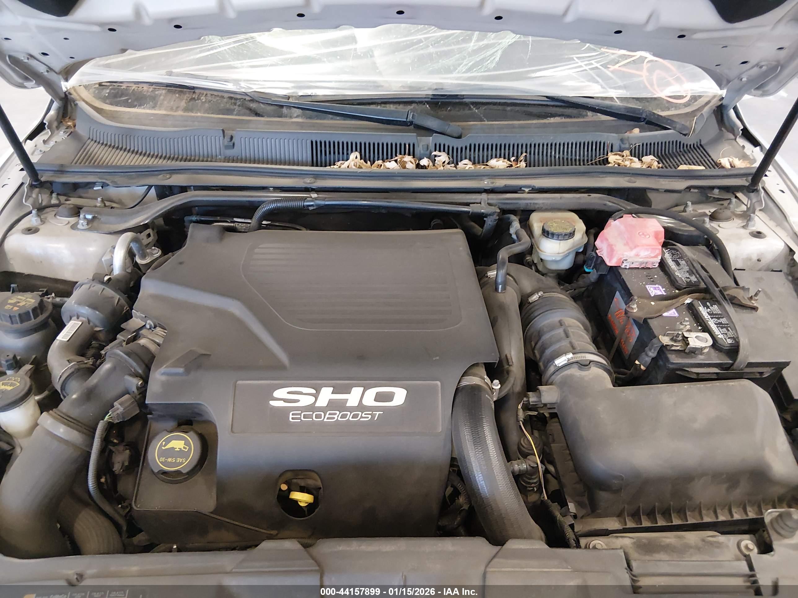 FORD TAURUS image 10