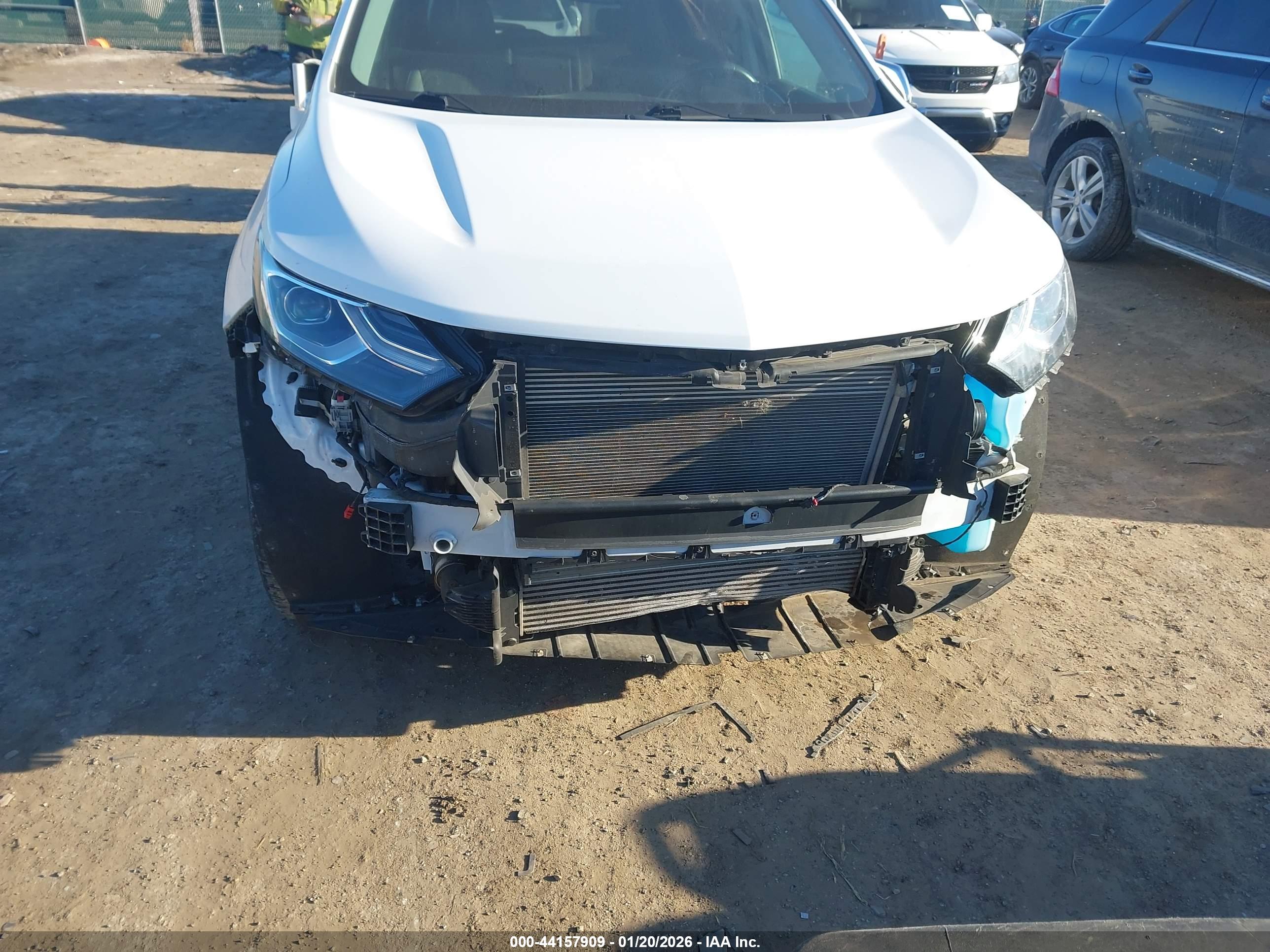 CHEVROLET EQUINOX image 6
