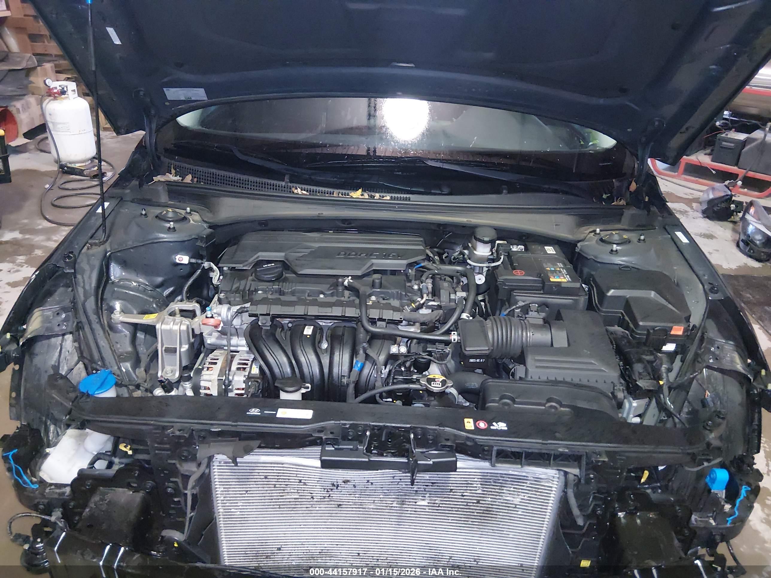 HYUNDAI ELANTRA image 10