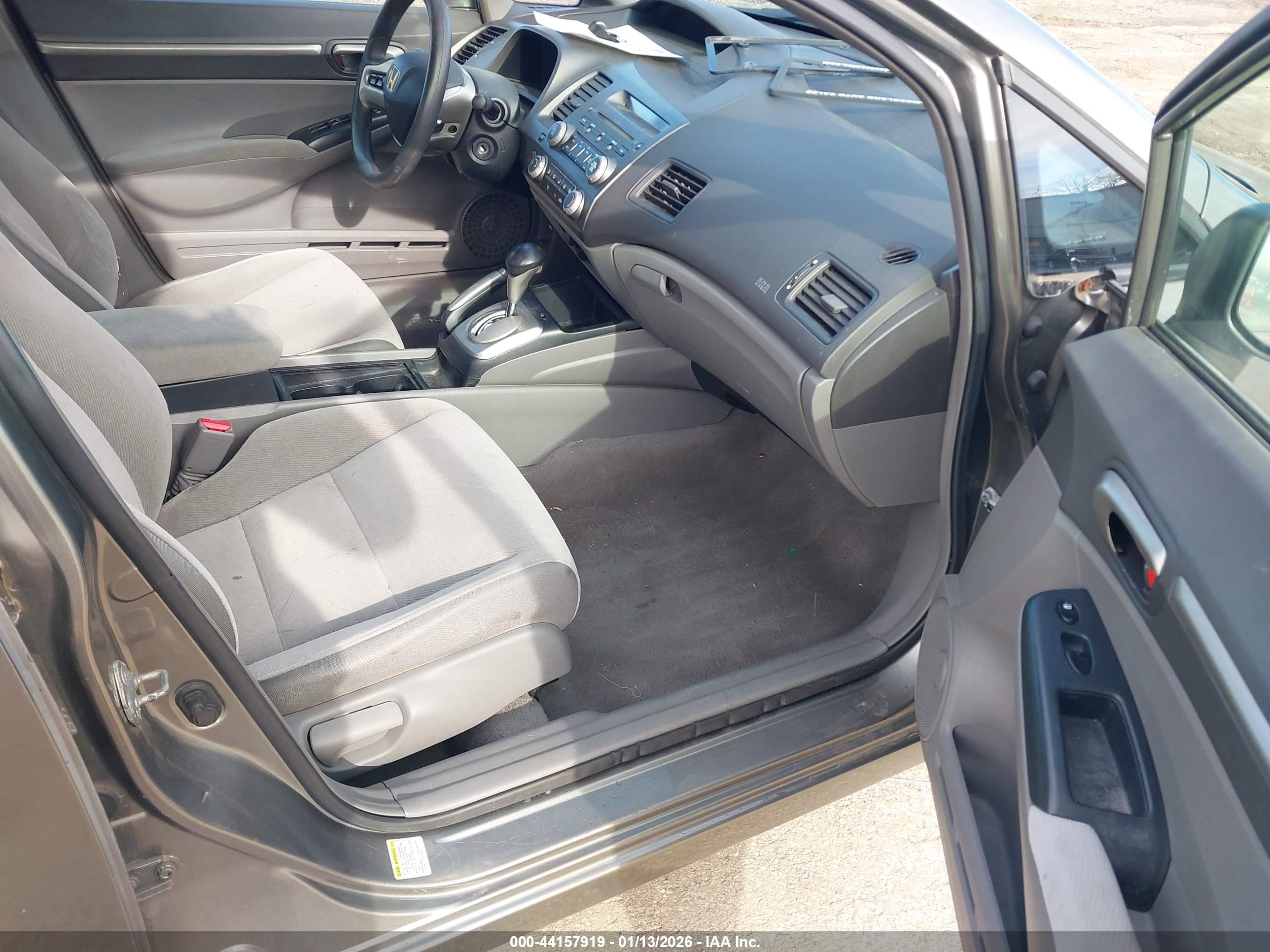 HONDA CIVIC image 5