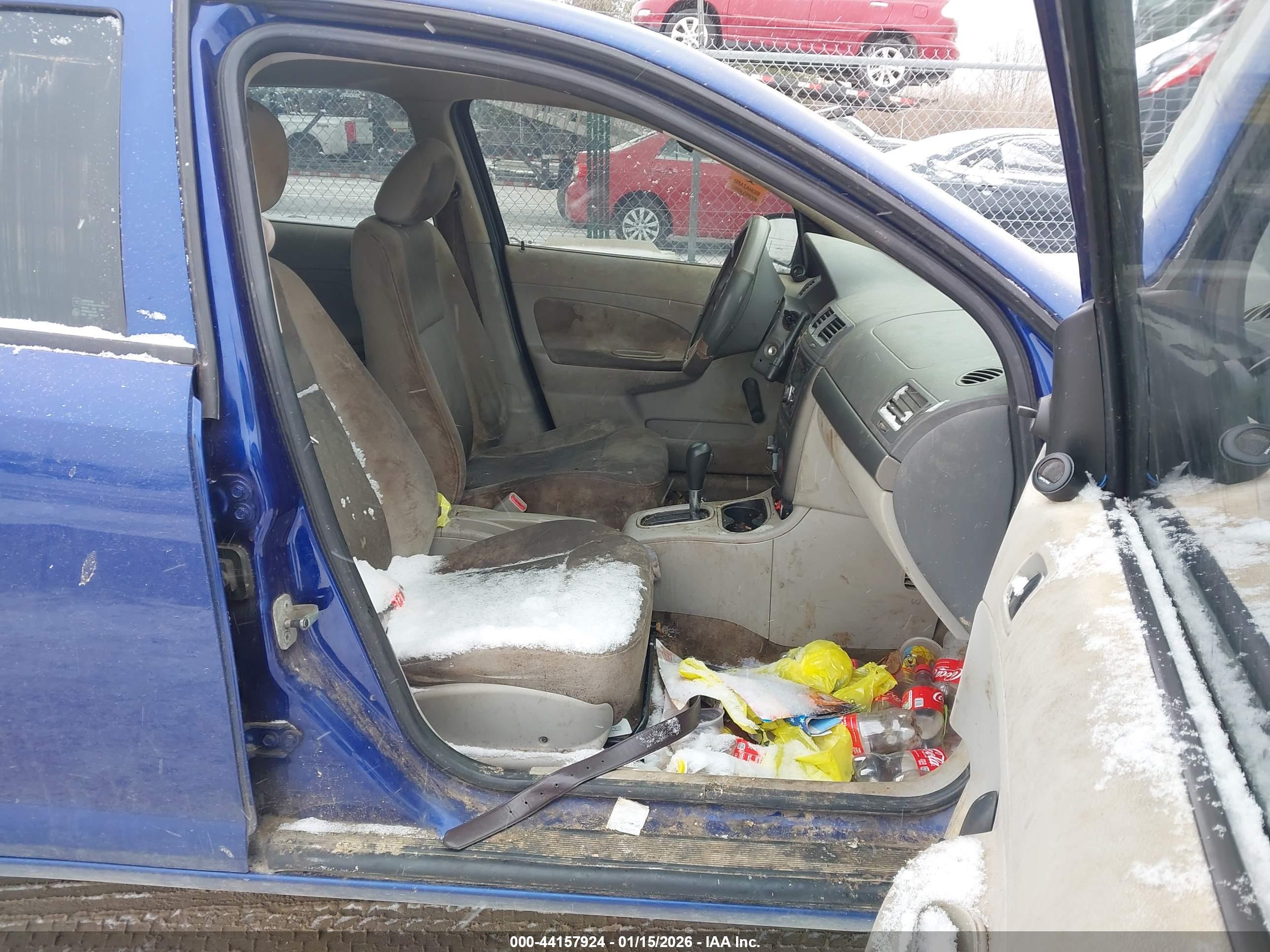 CHEVROLET COBALT image 5