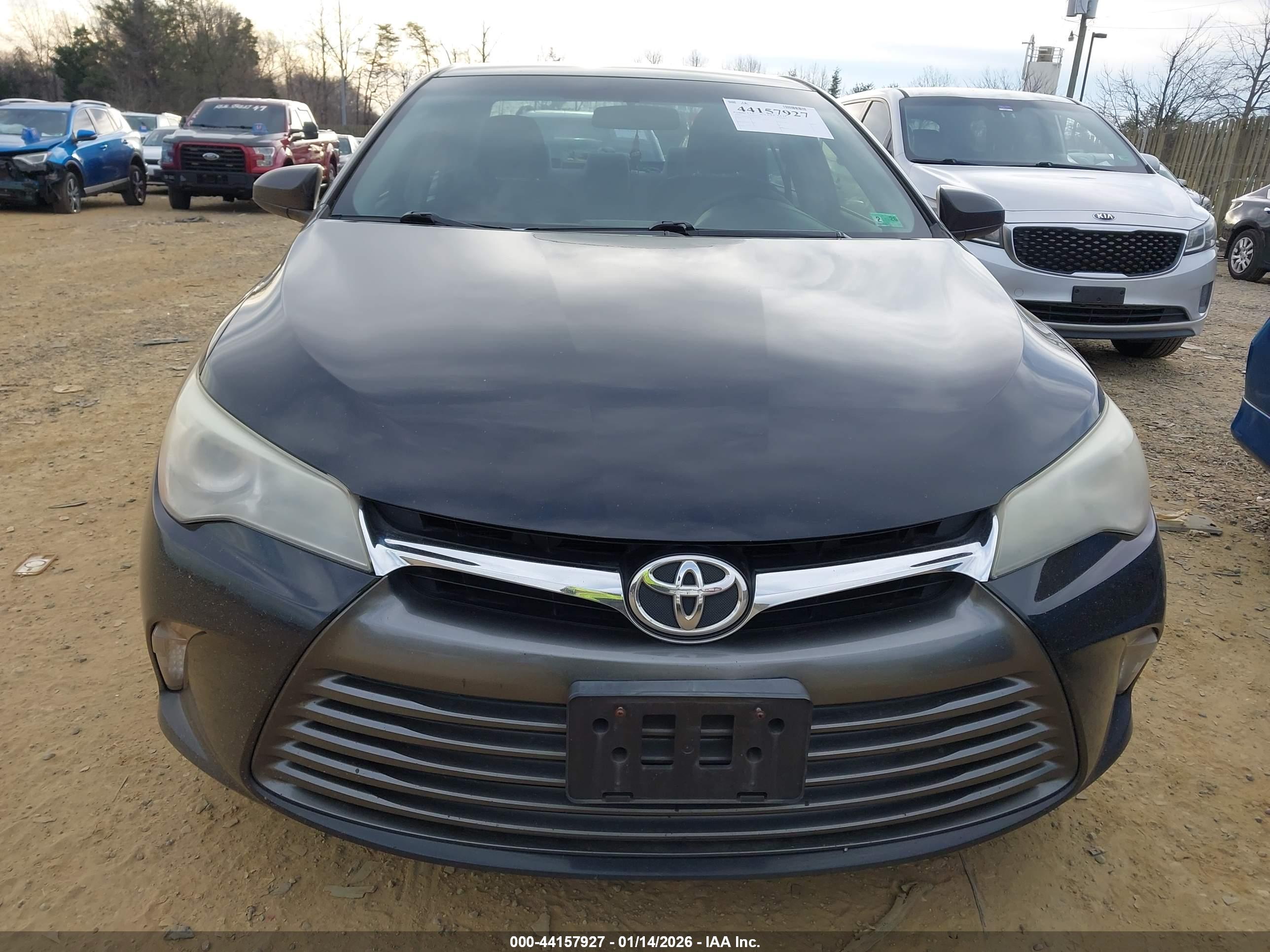 TOYOTA CAMRY image 6