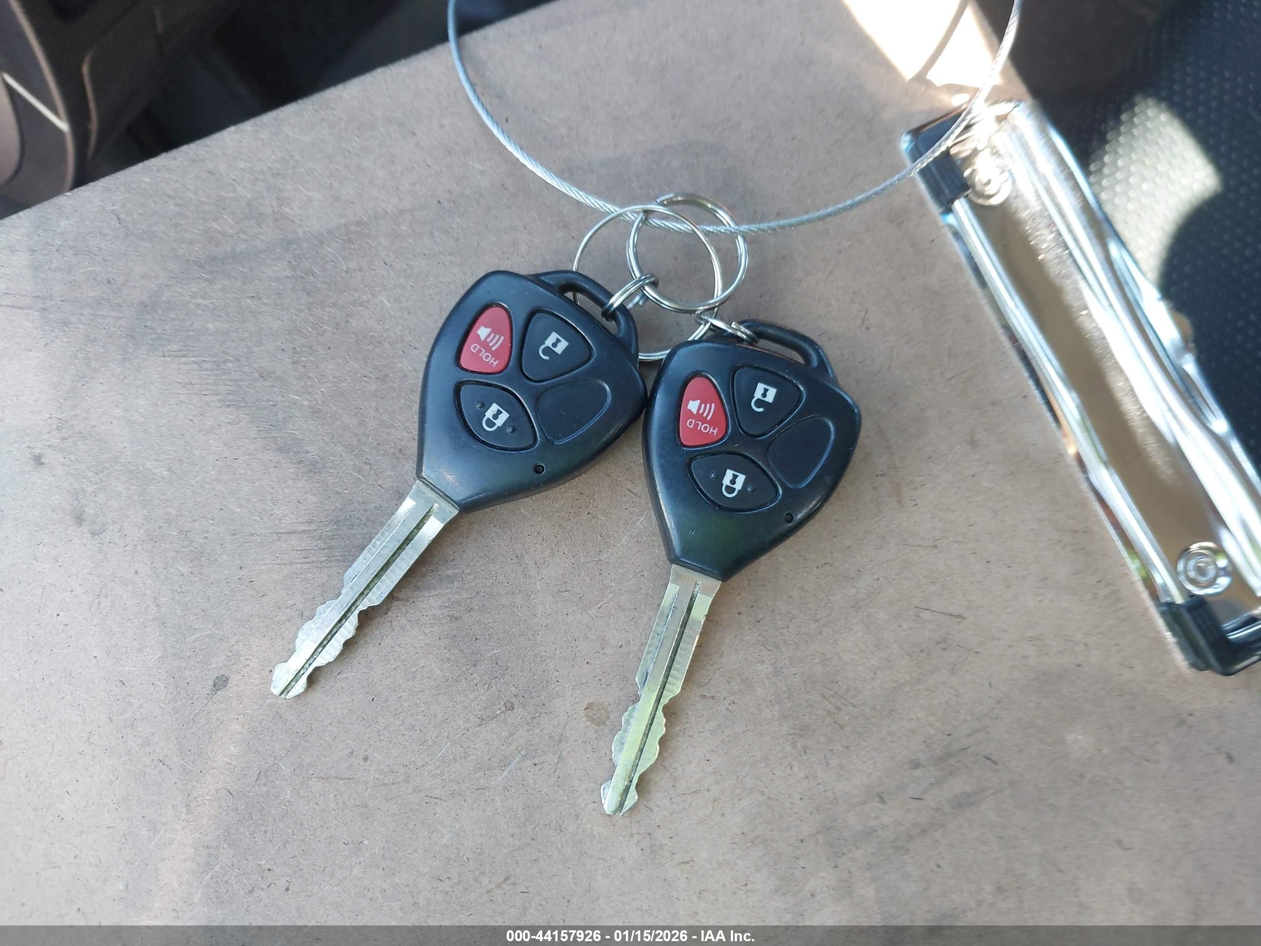 PONTIAC VIBE image 11