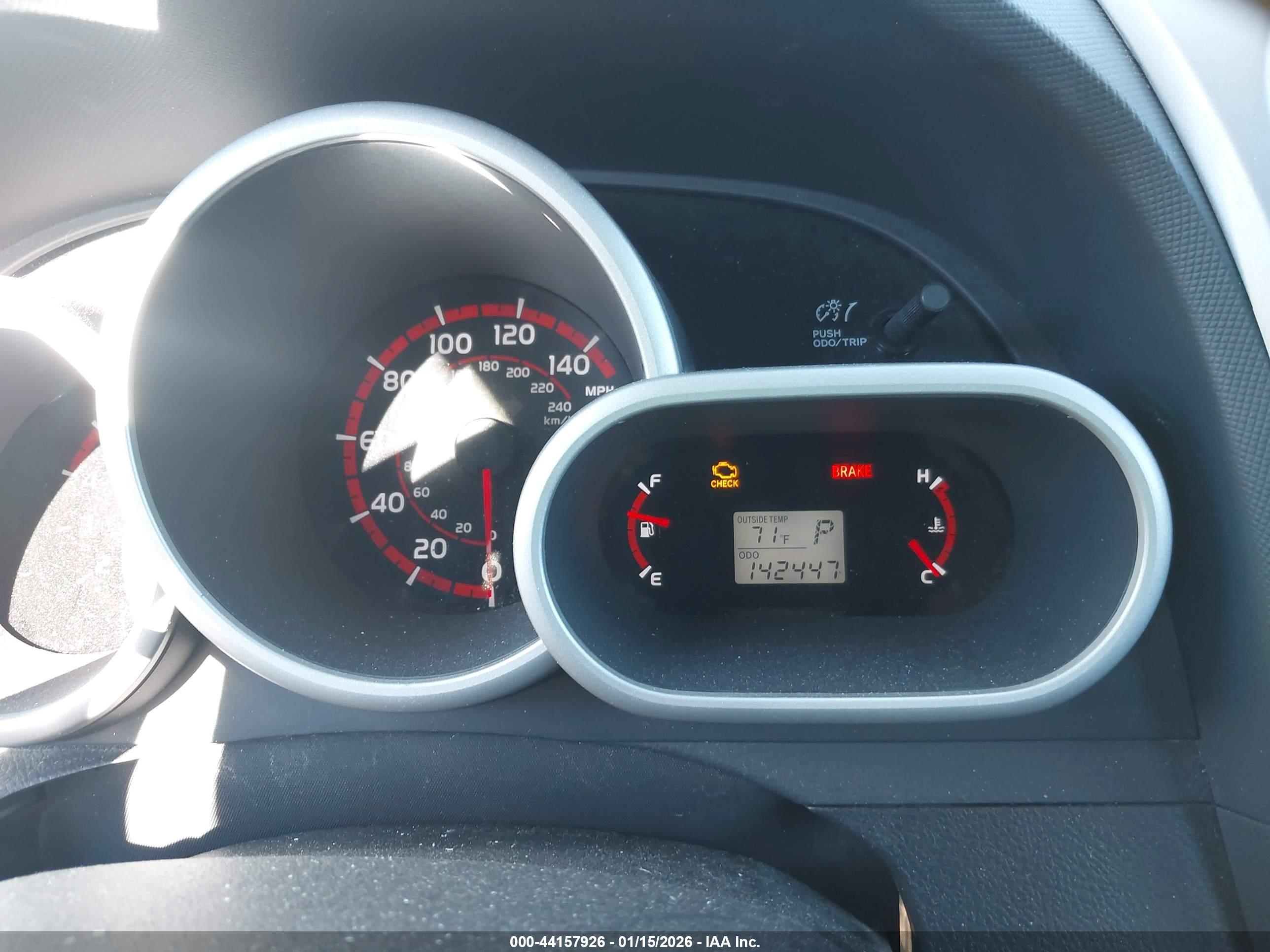 PONTIAC VIBE image 7