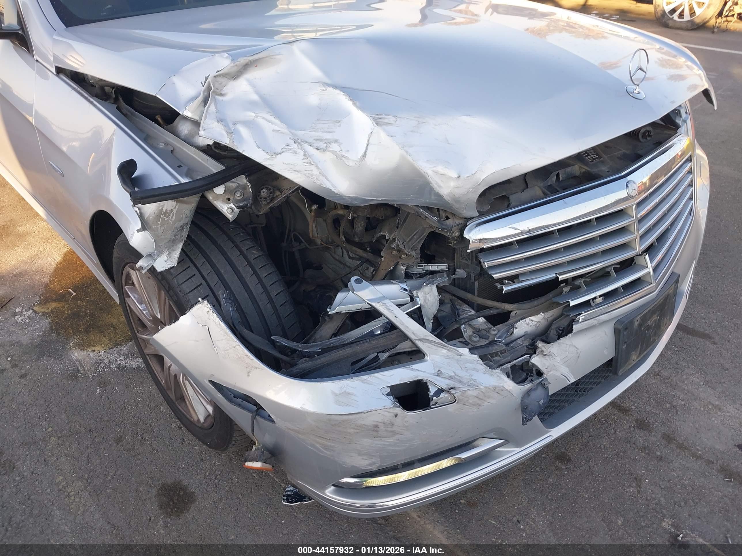 MERCEDES-BENZ E image 6