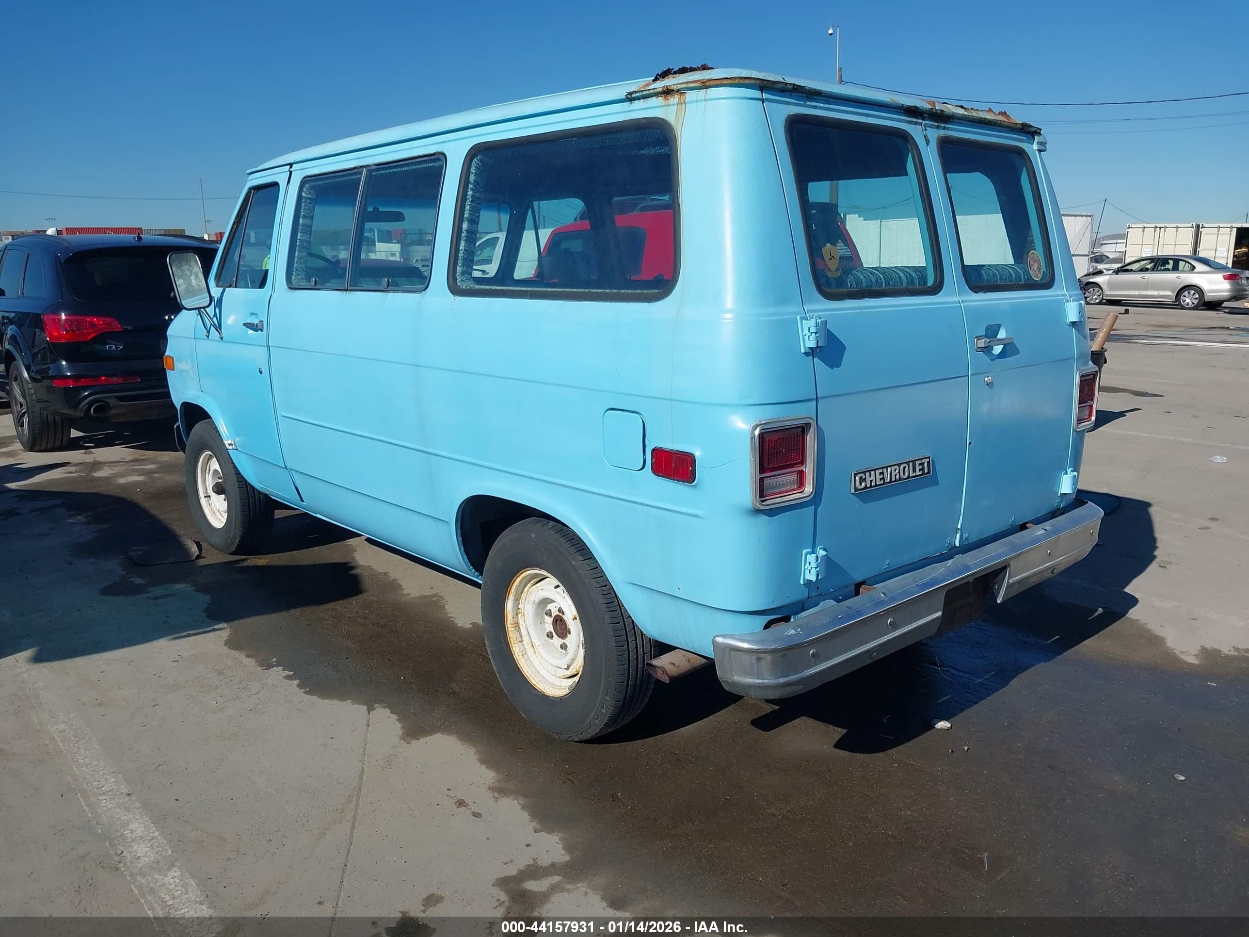 CHEVROLET VAN image 3