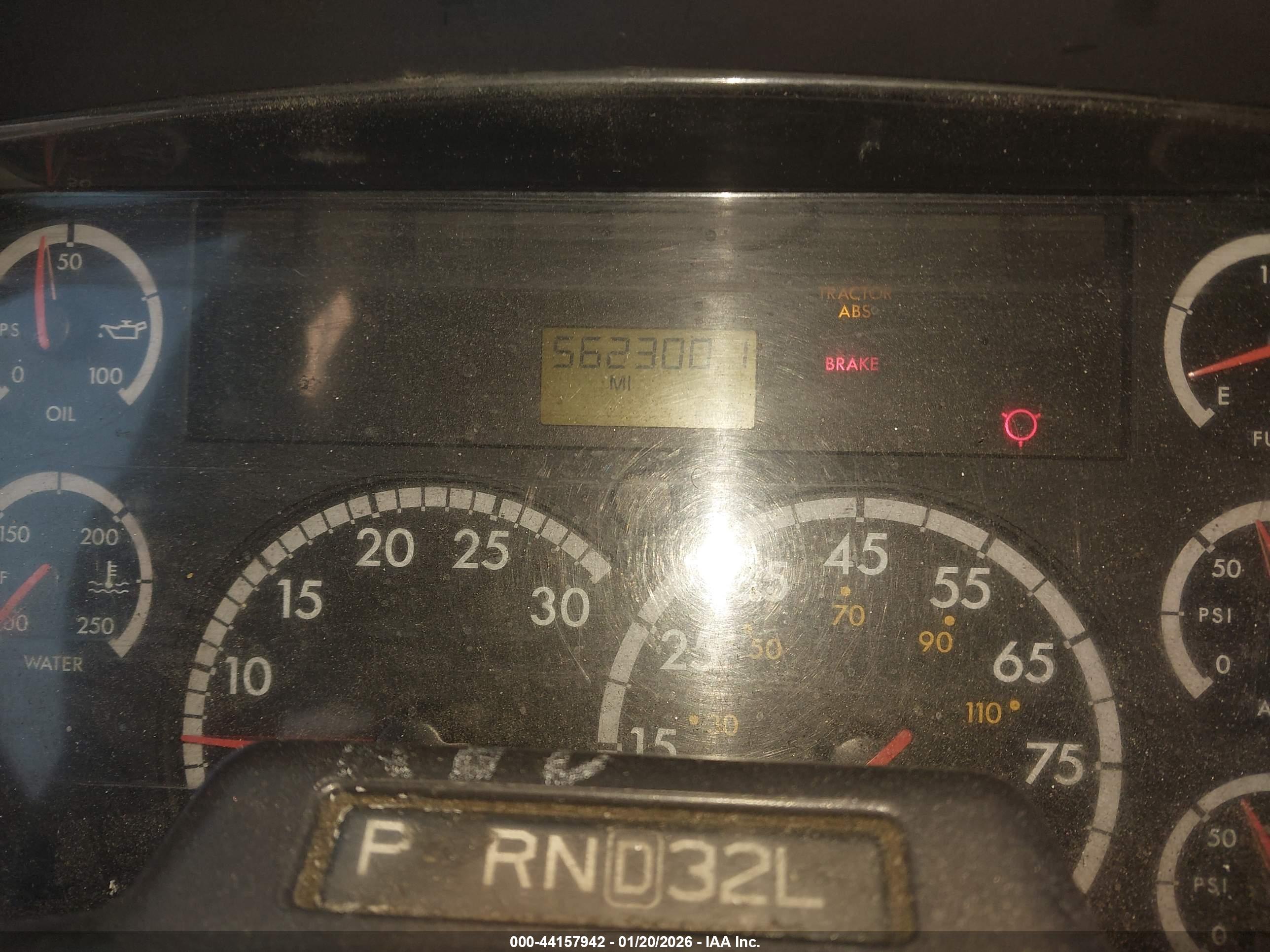 FREIGHTLINER M2 image 6
