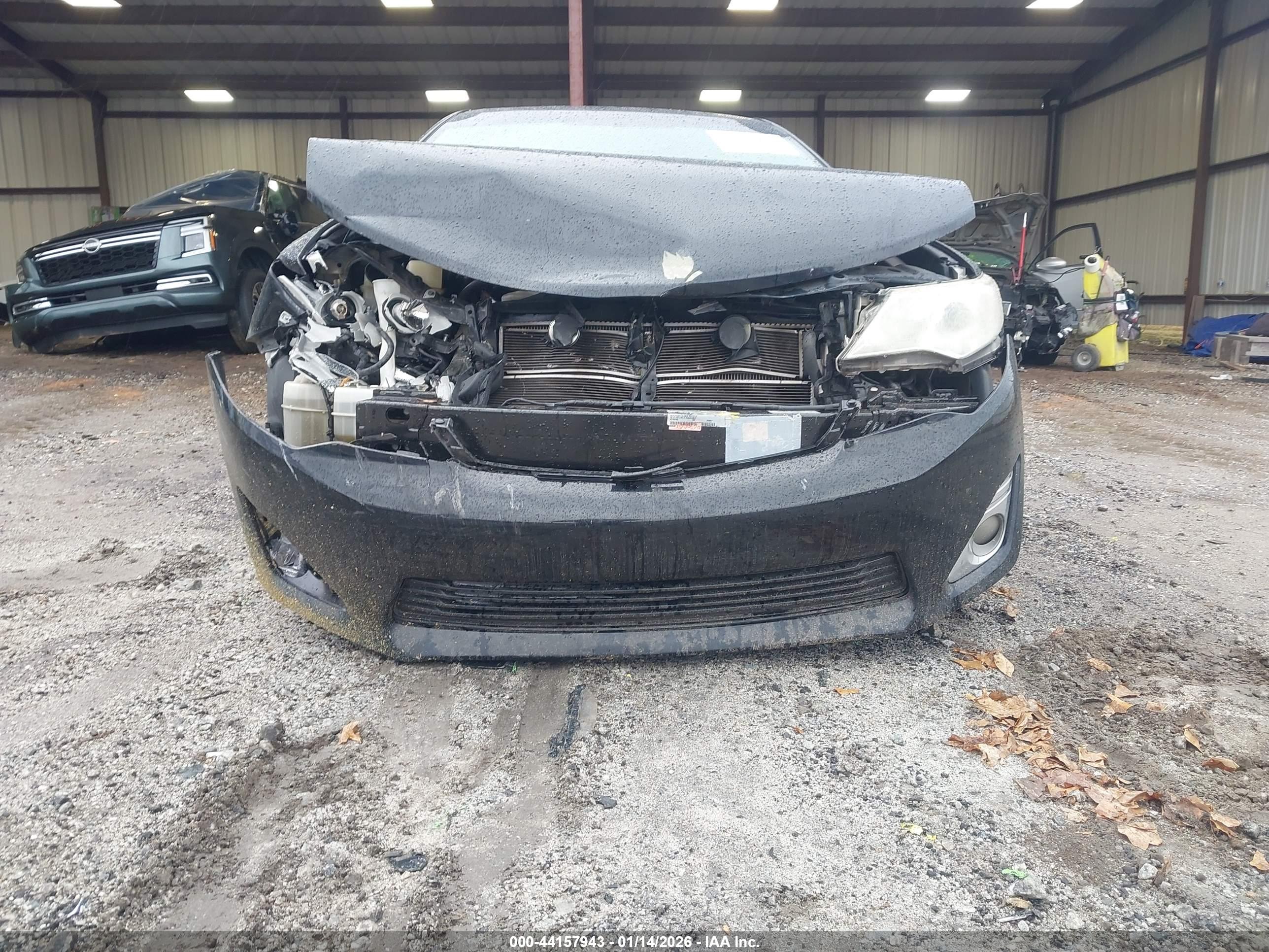 TOYOTA CAMRY image 6