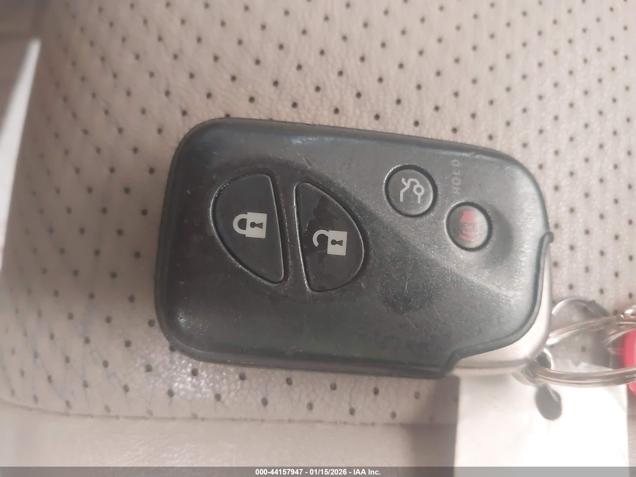 LEXUS ES image 11