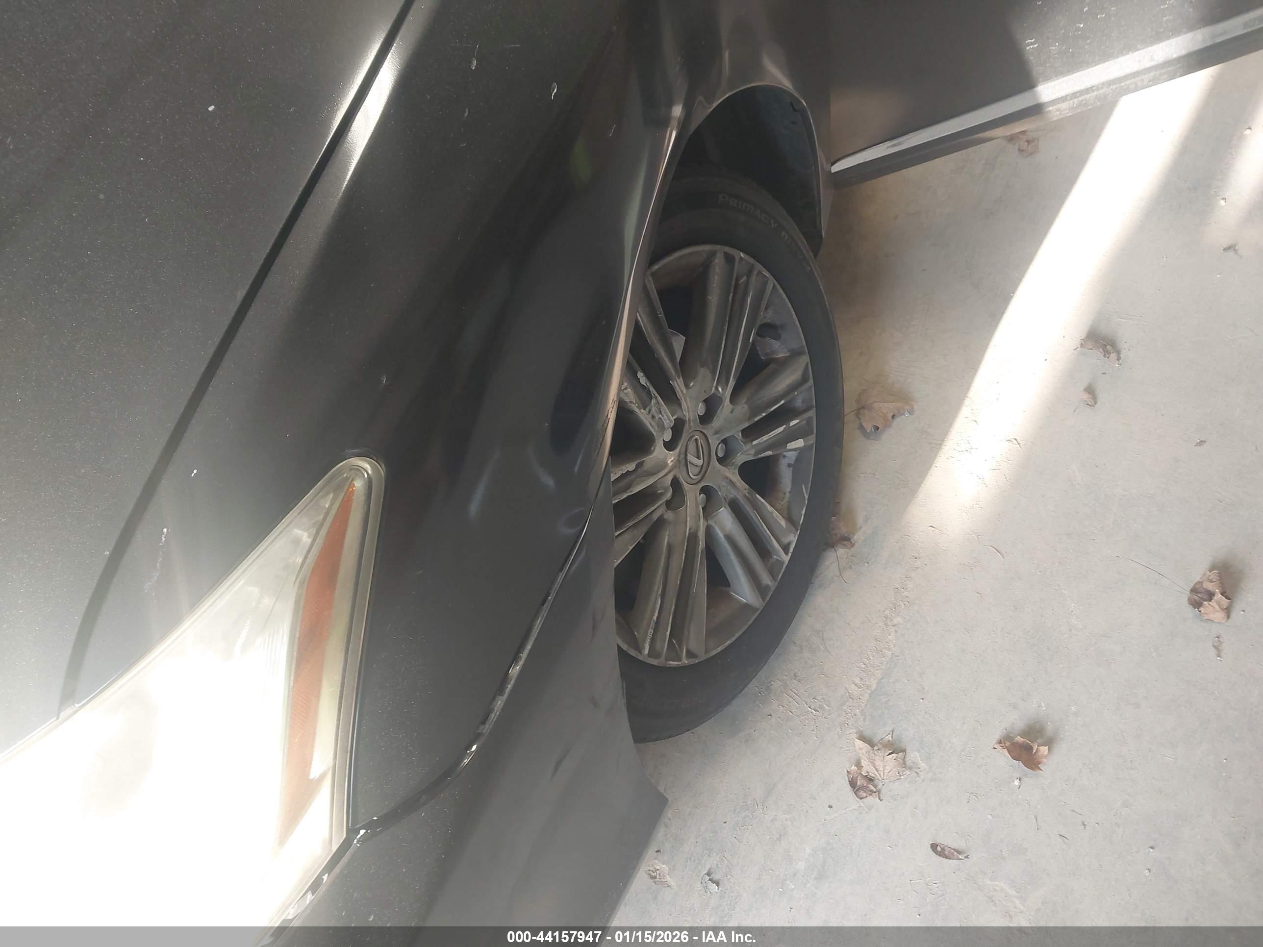 LEXUS ES image 6