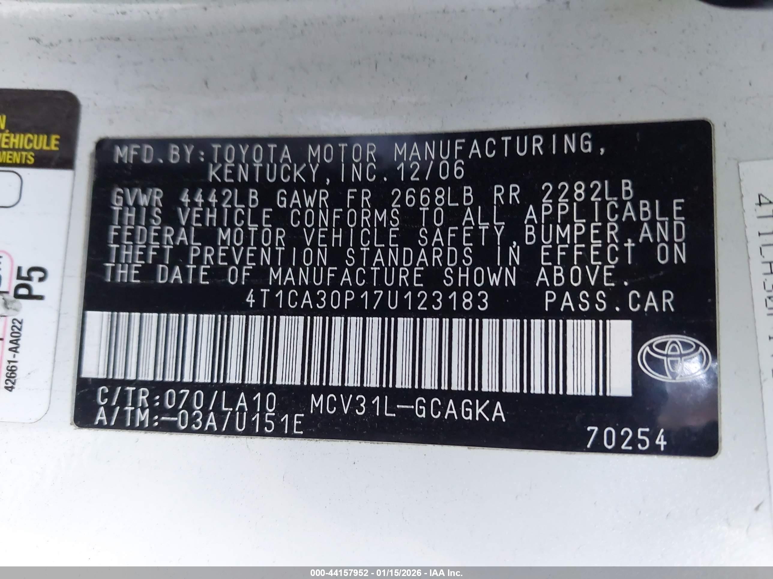 TOYOTA CAMRY image 9