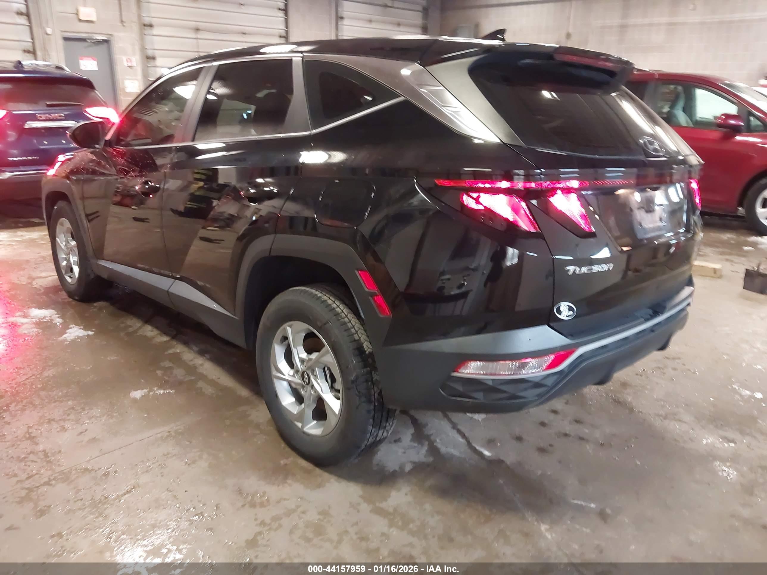 HYUNDAI TUCSON image 3