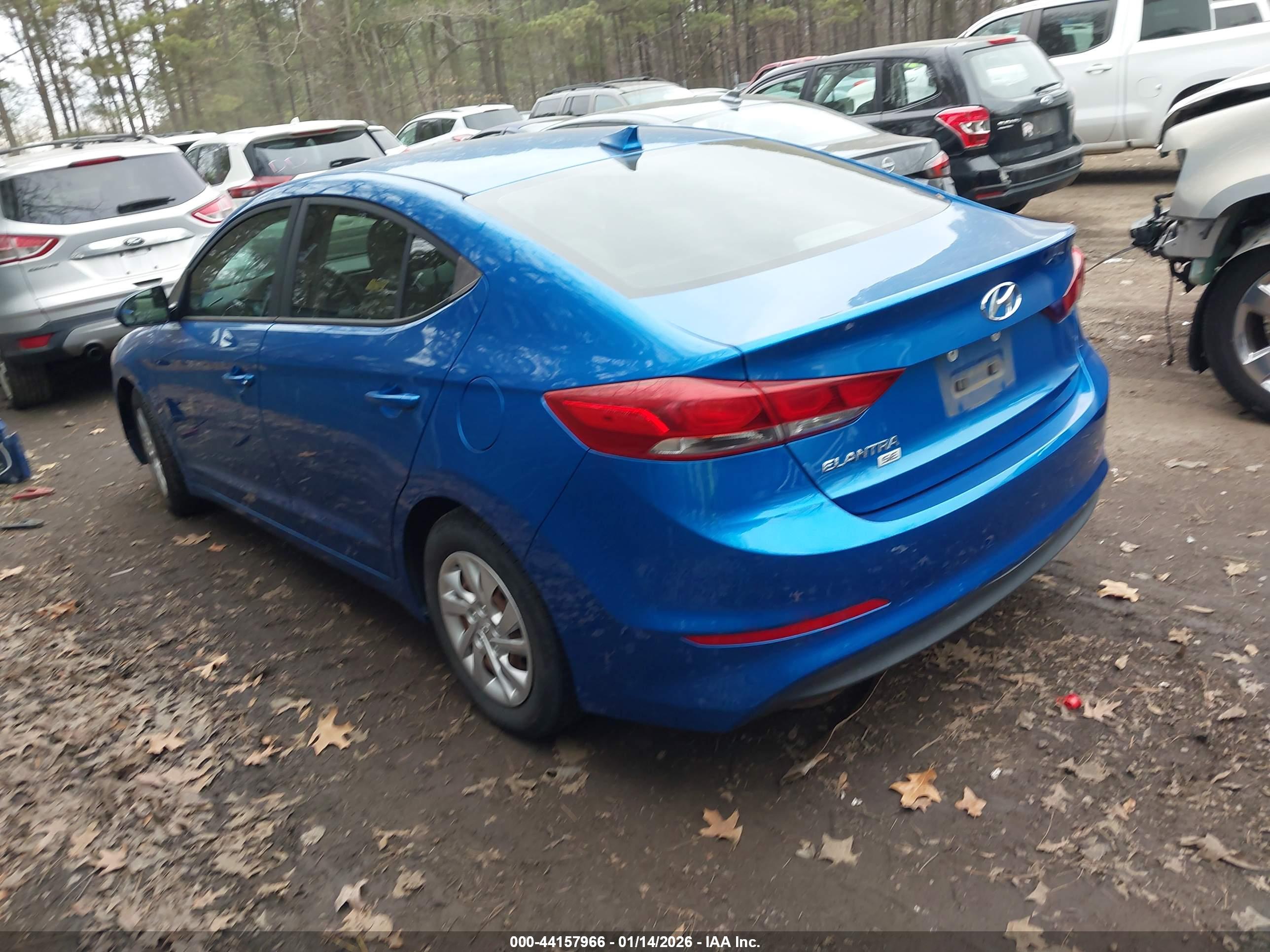 HYUNDAI ELANTRA image 3