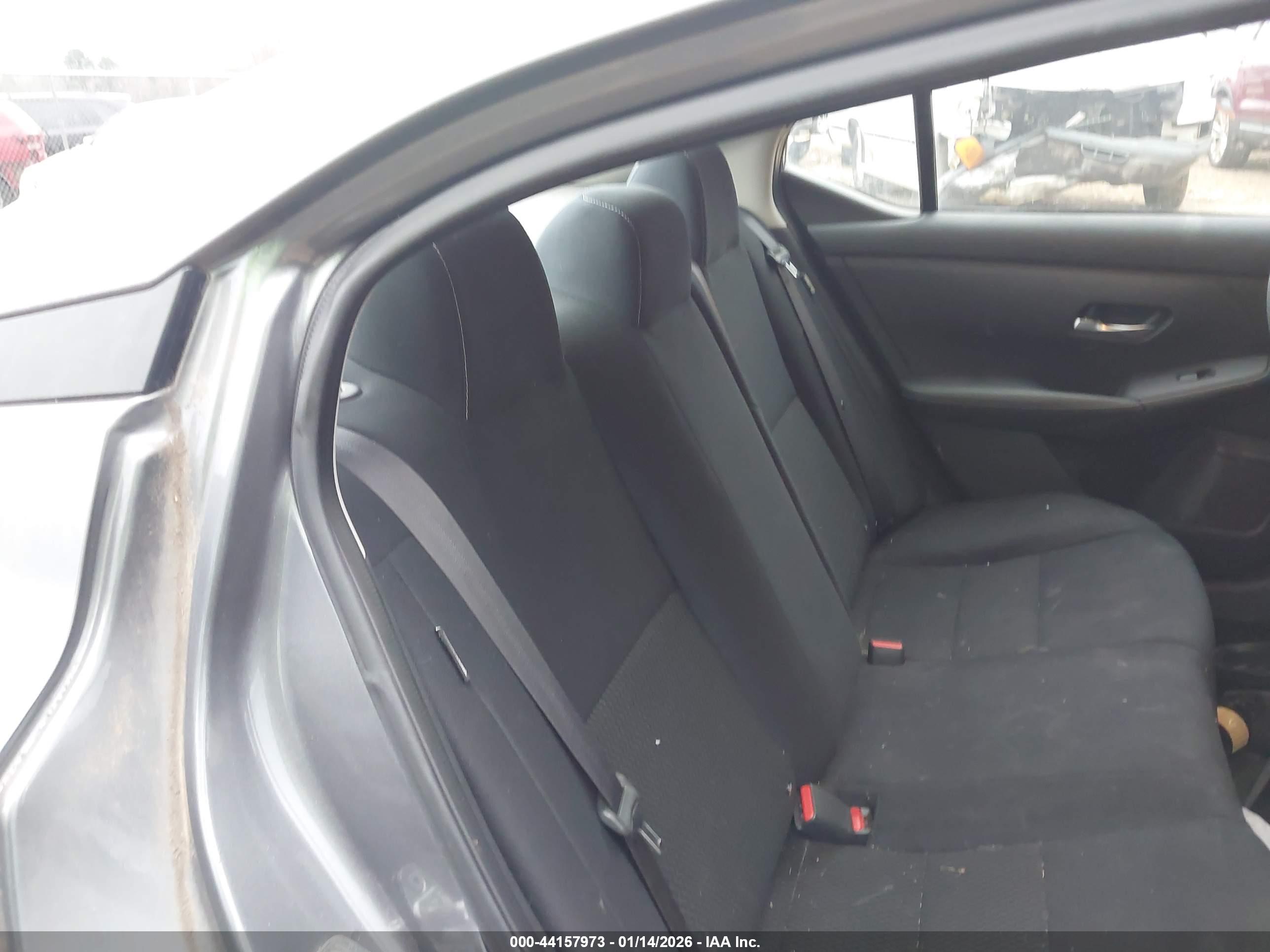 NISSAN SENTRA image 8
