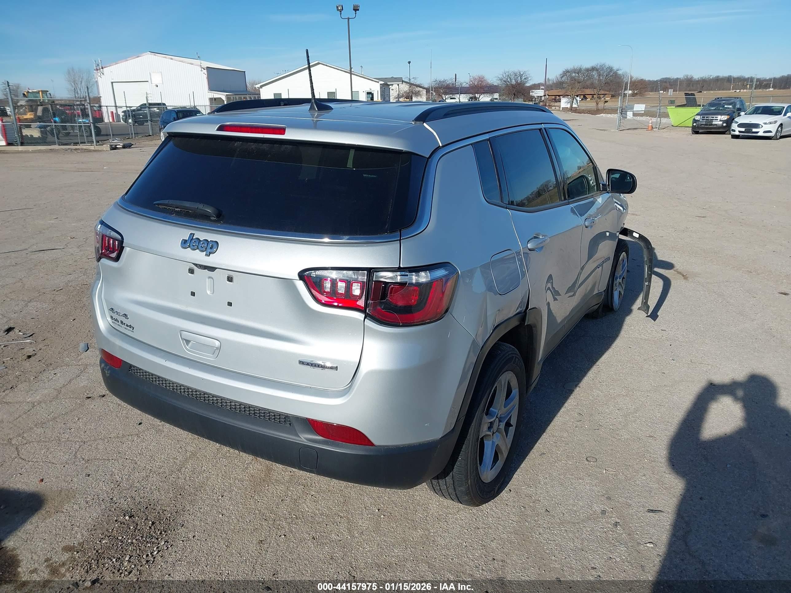 JEEP COMPASS image 4
