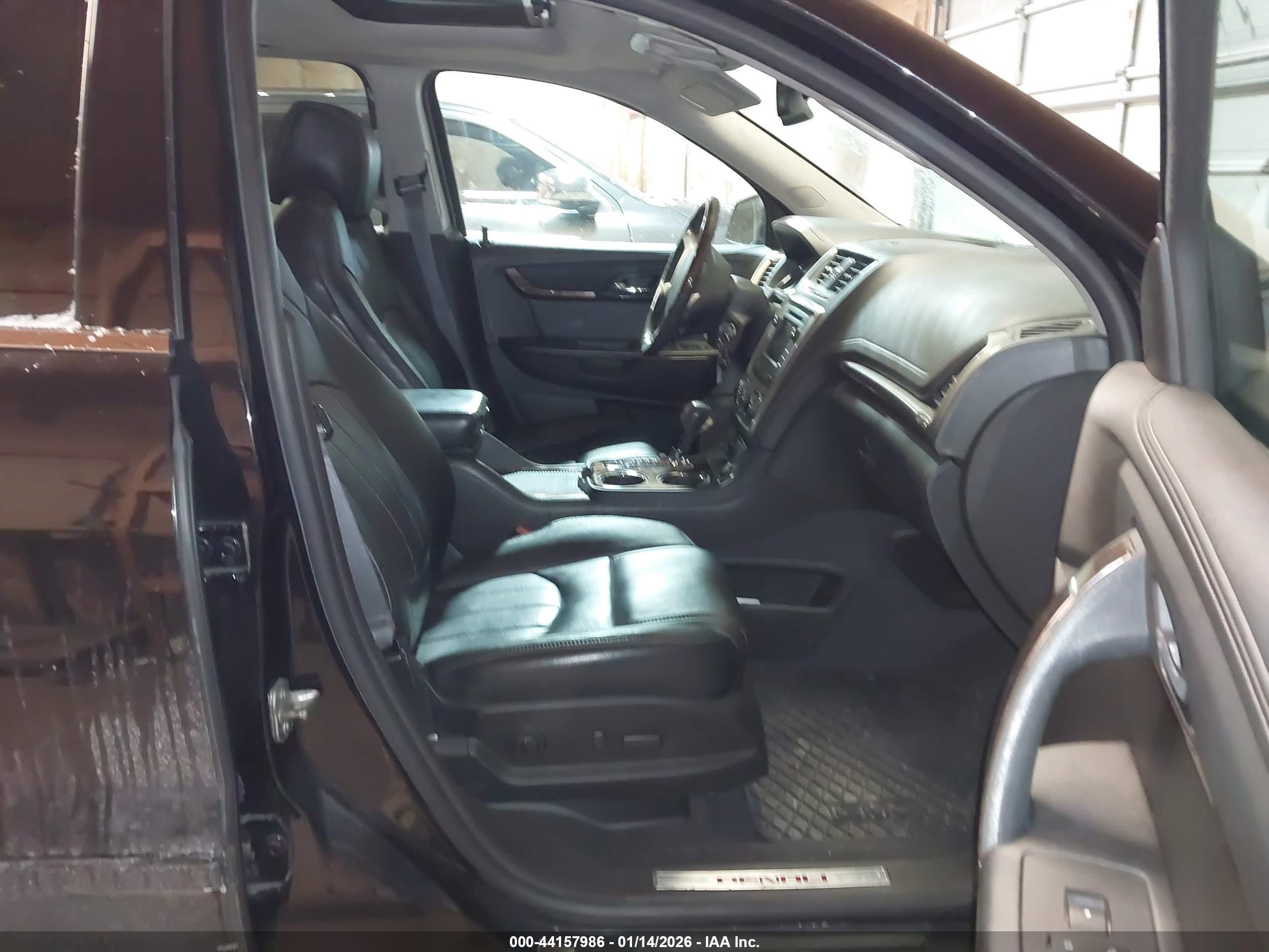 GMC ACADIA image 5