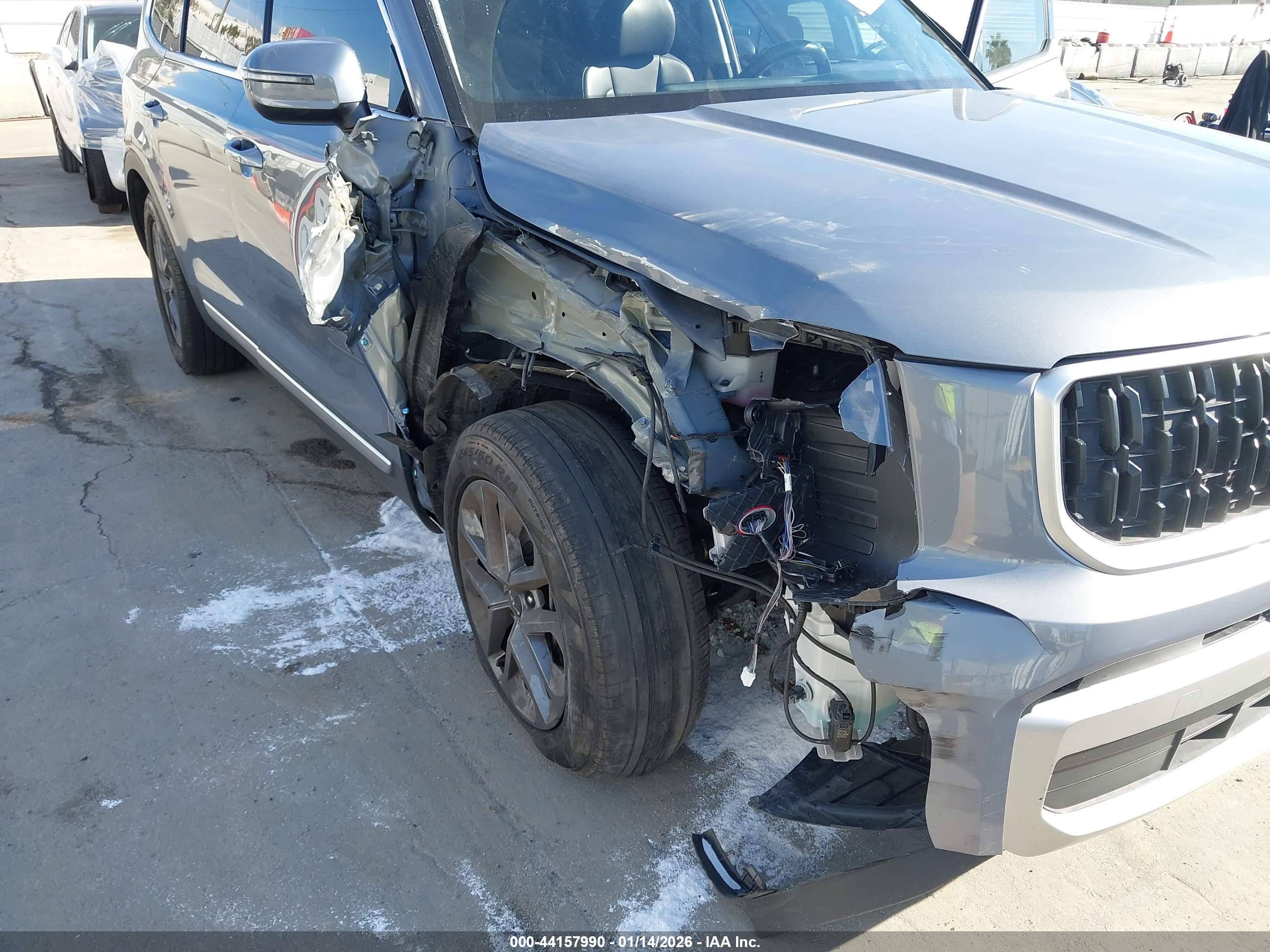 KIA TELLURIDE image 6