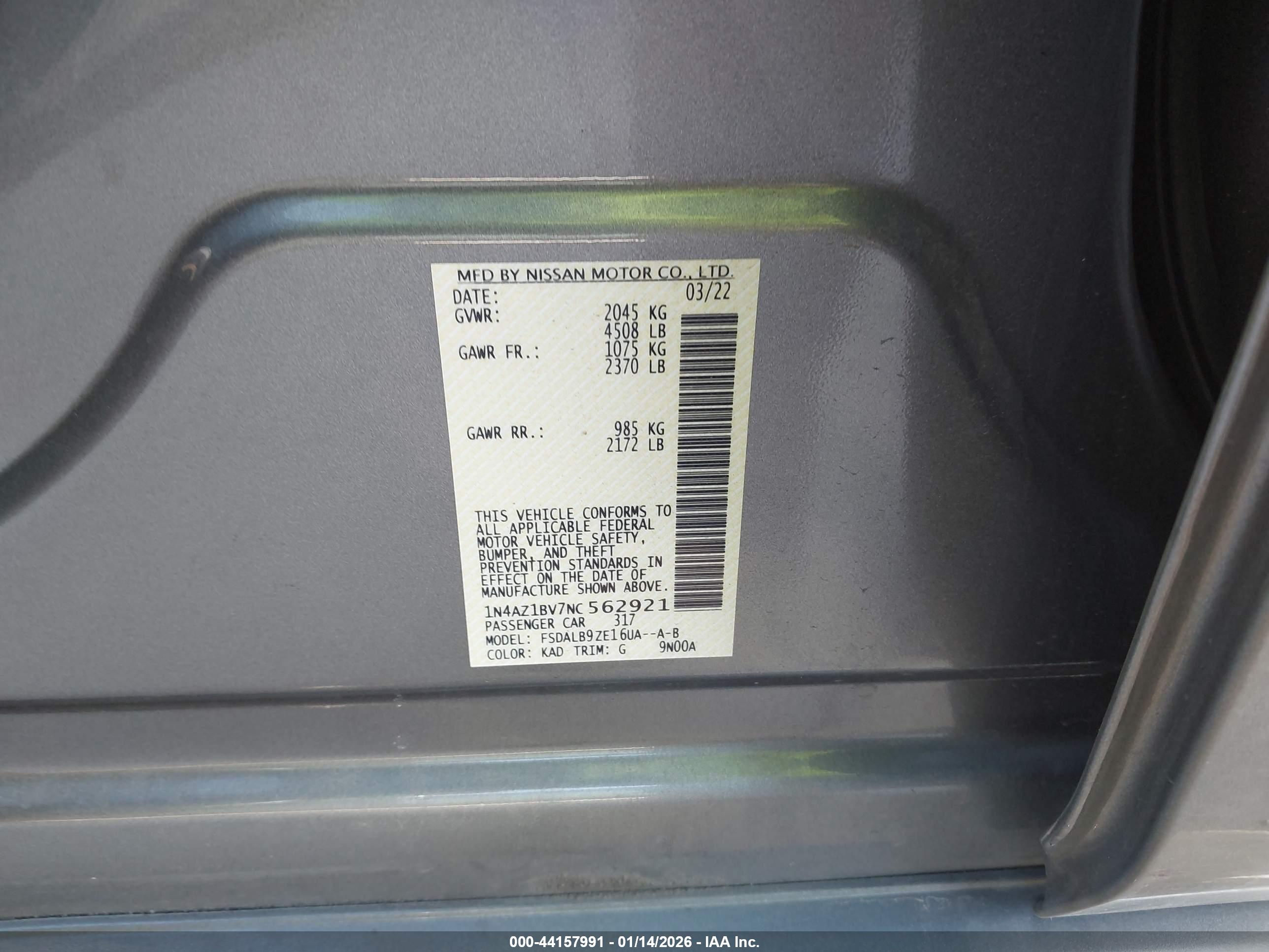 NISSAN LEAF image 9