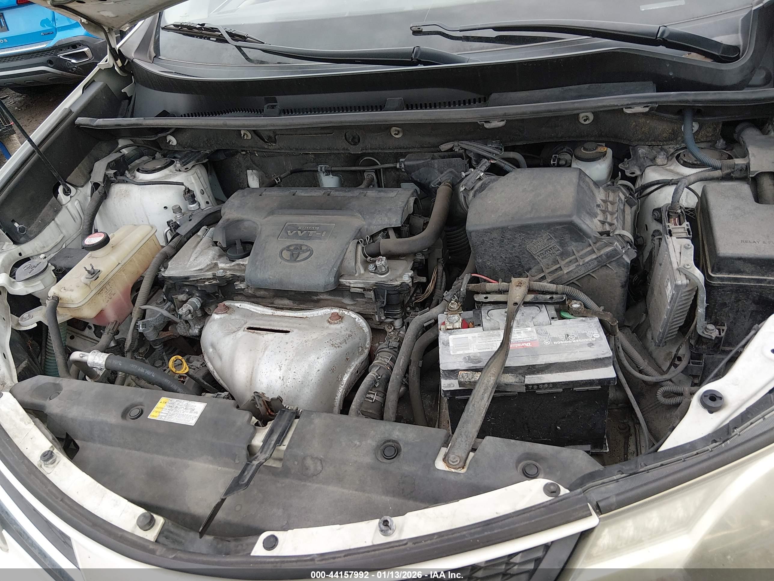 TOYOTA RAV4 image 10