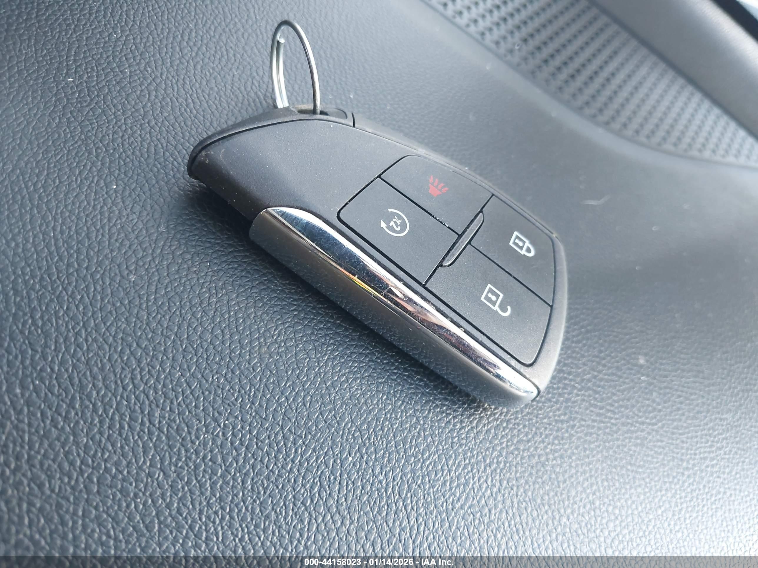 CHEVROLET EQUINOX image 11