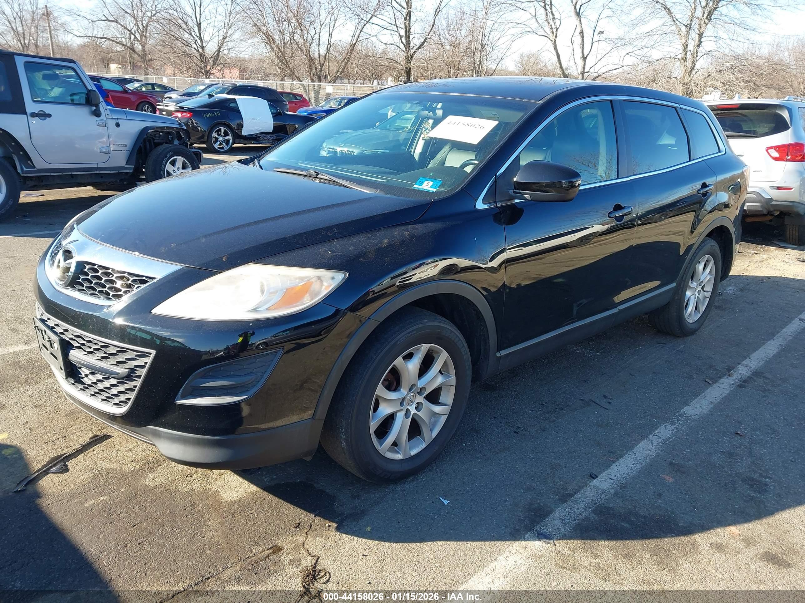 MAZDA CX-9 image 2