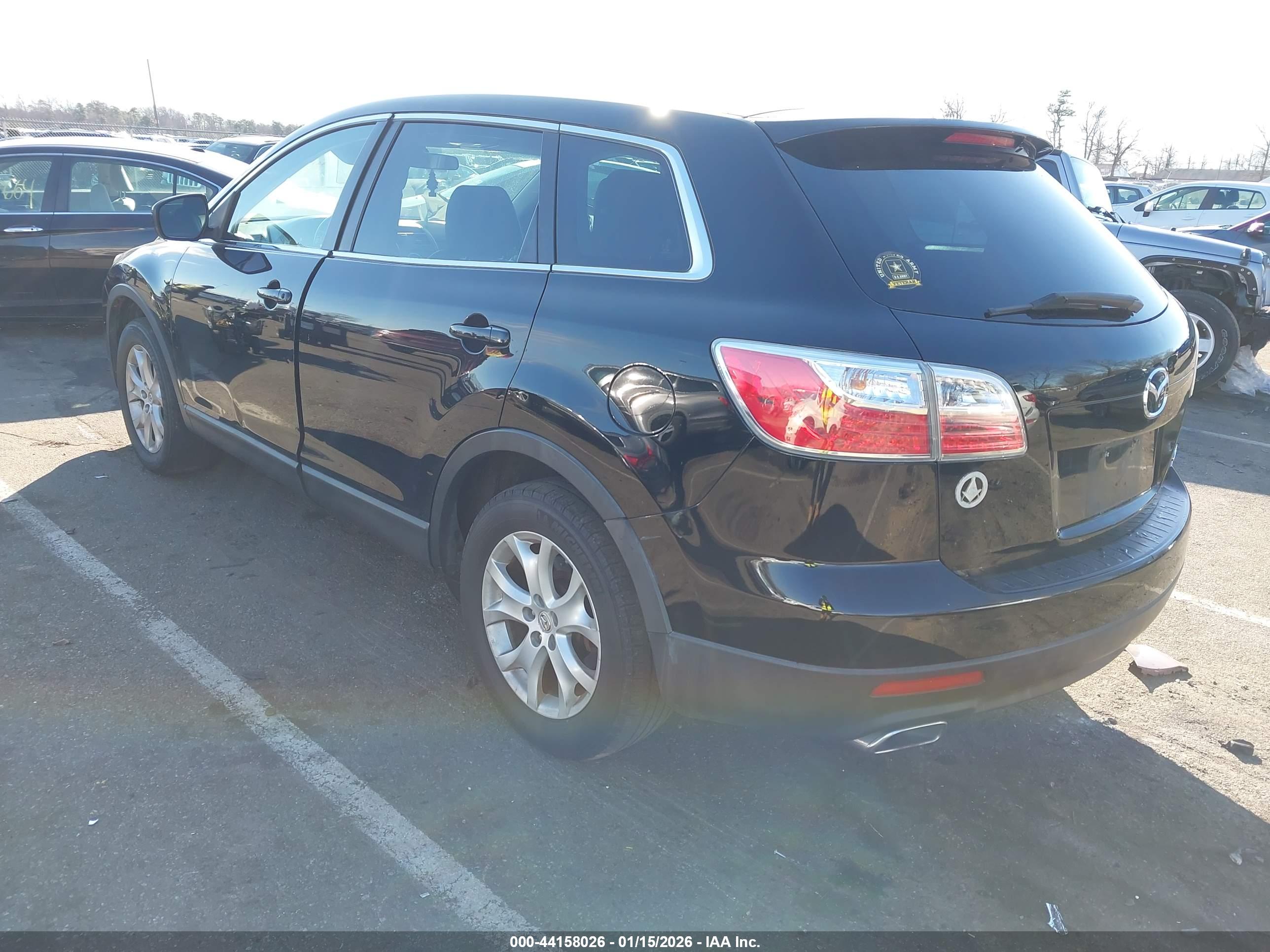 MAZDA CX-9 image 3