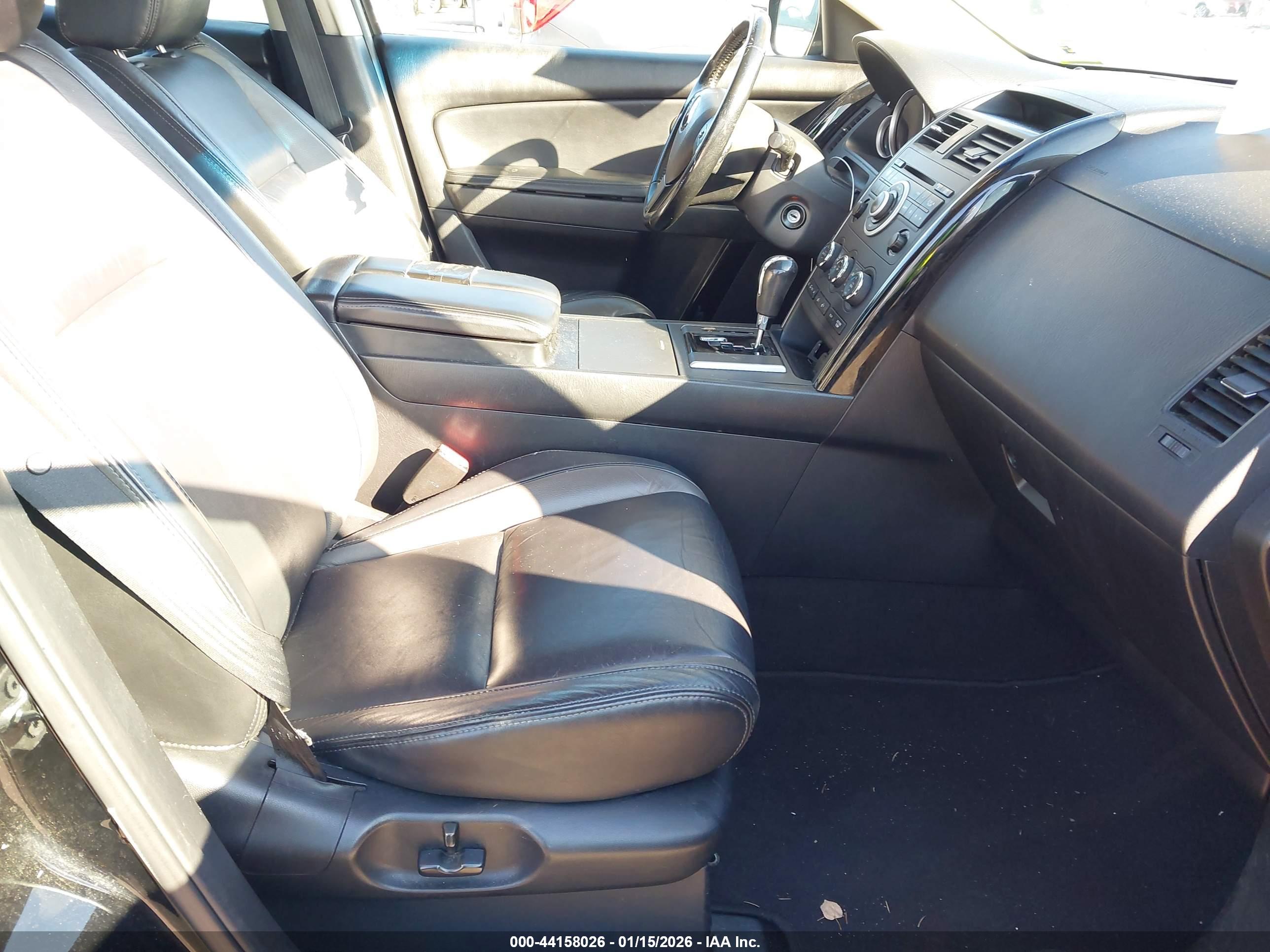 MAZDA CX-9 image 5