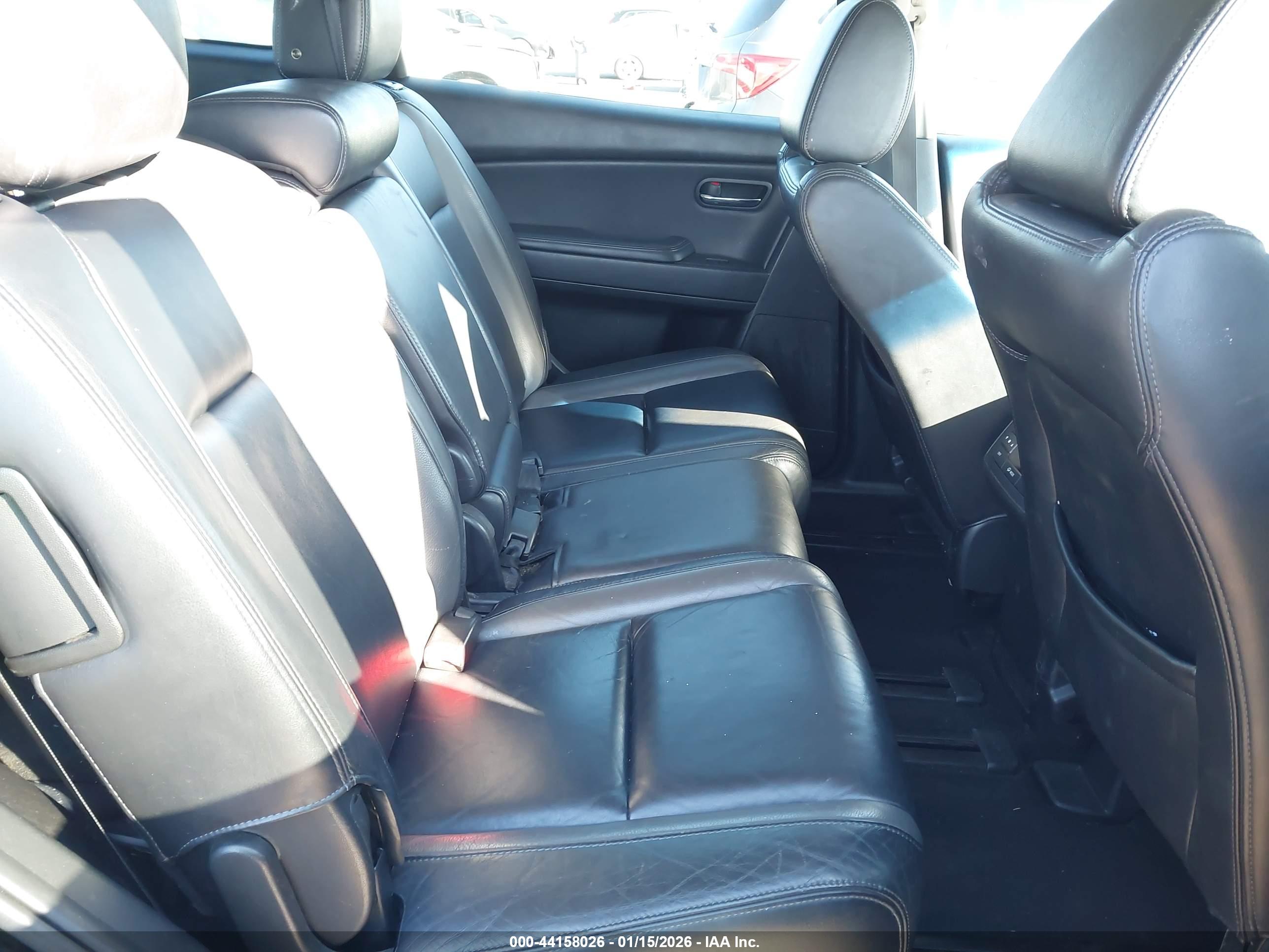 MAZDA CX-9 image 8