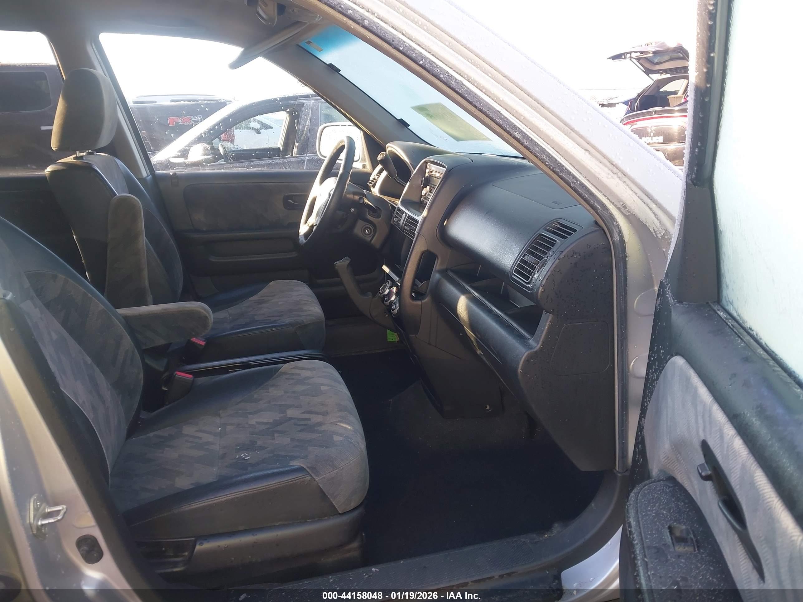 HONDA CR-V image 5