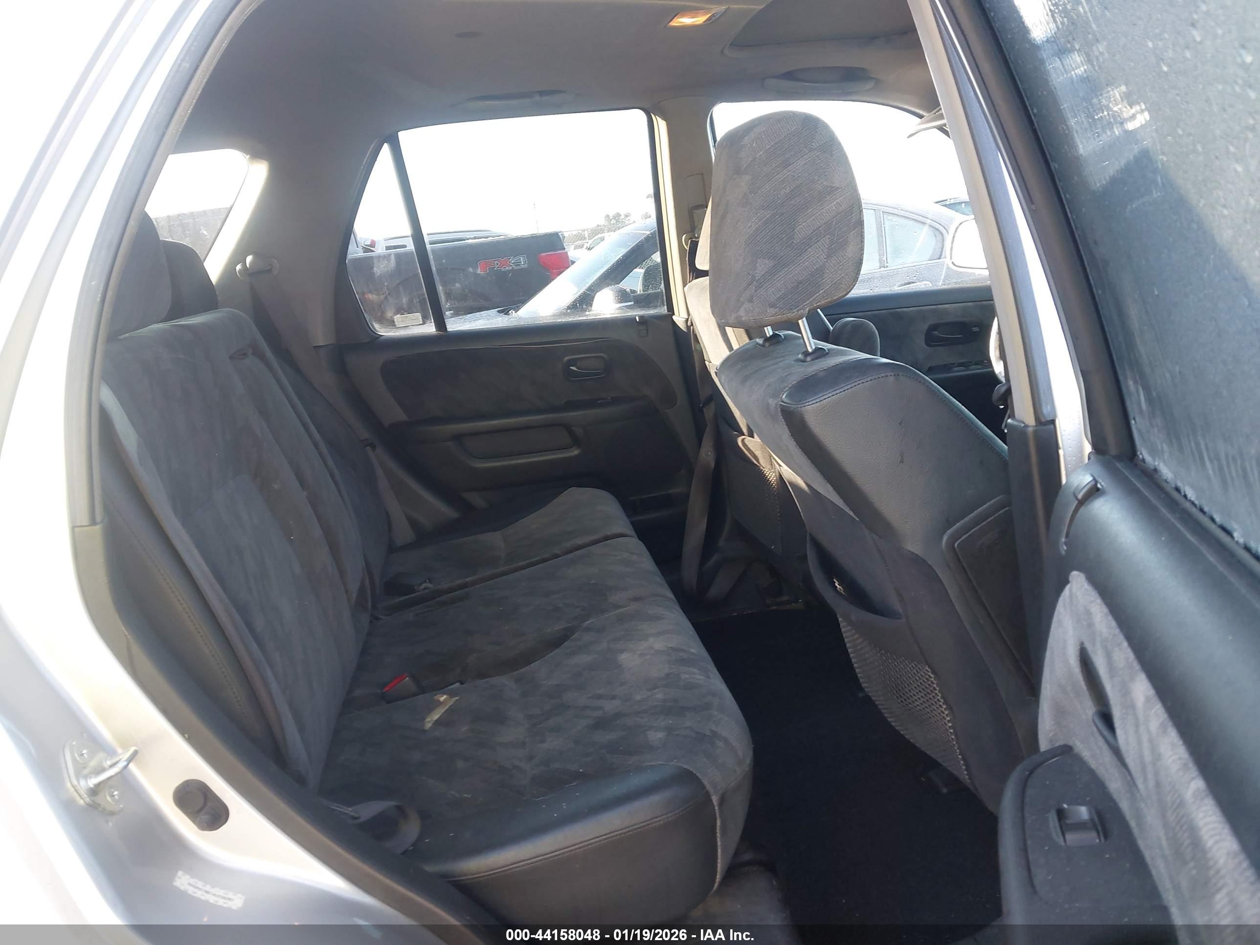 HONDA CR-V image 8